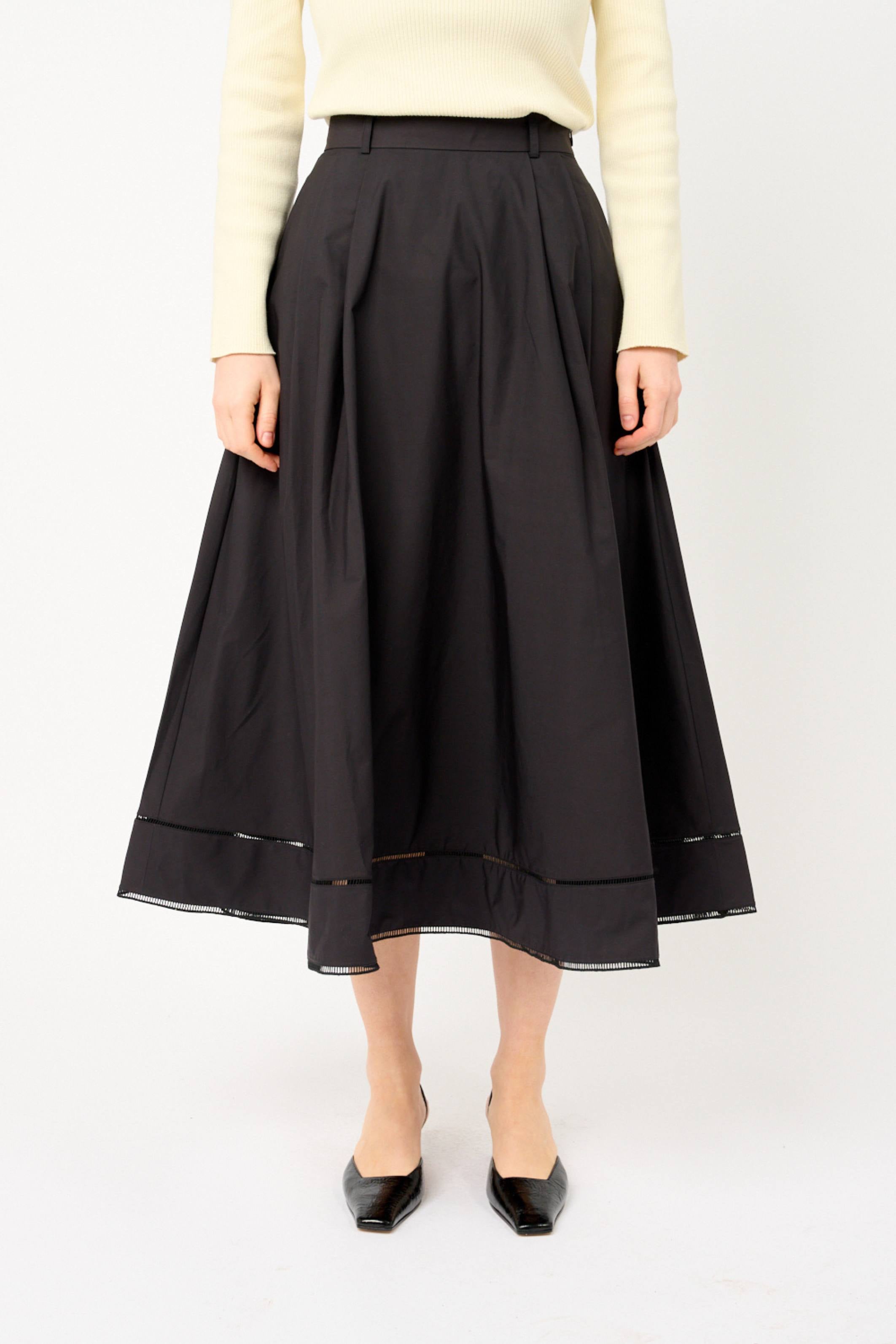 Bestickter Midirock aus Baumwollpopeline