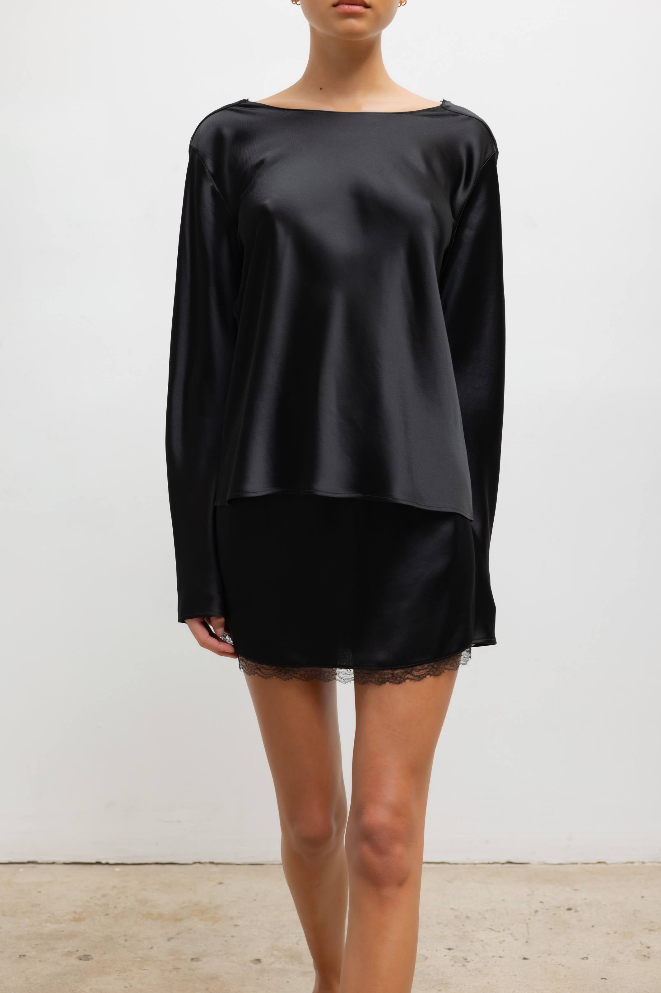 Black Barb lace low back top - Bessette