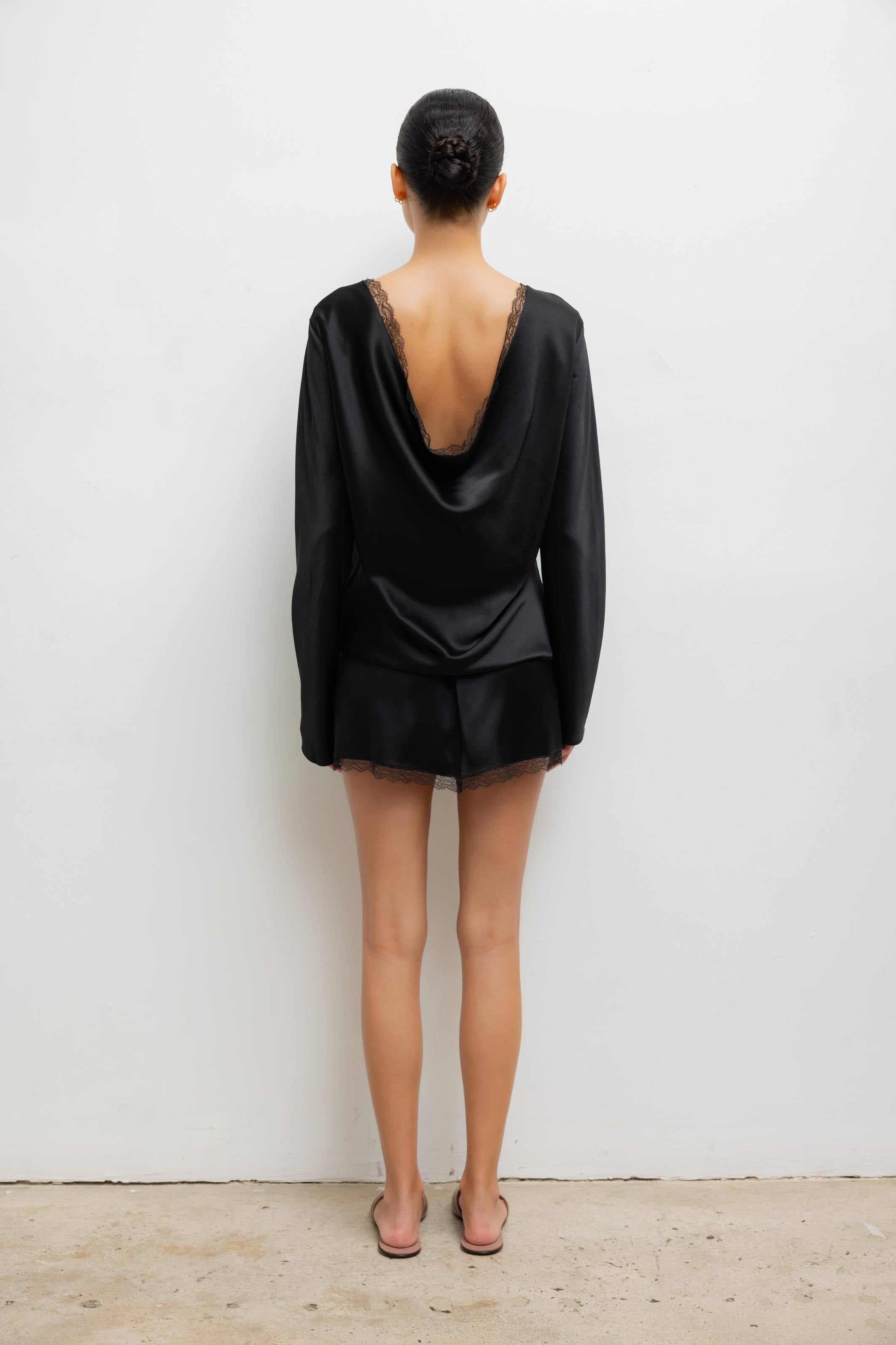 Black Barb lace low back top - Bessette