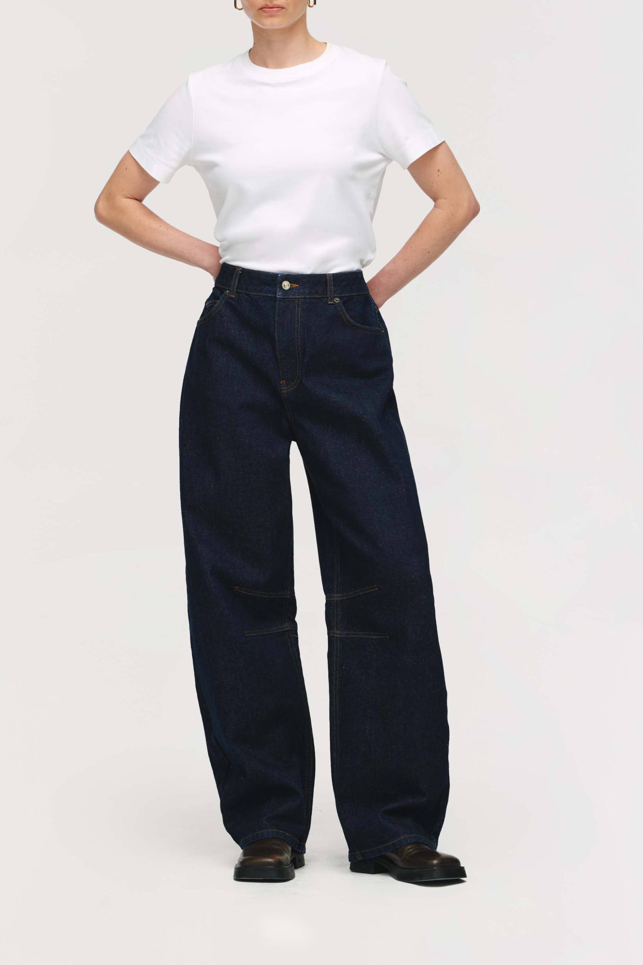 Mid Rise Rigid Barrel Jeans - Bessette