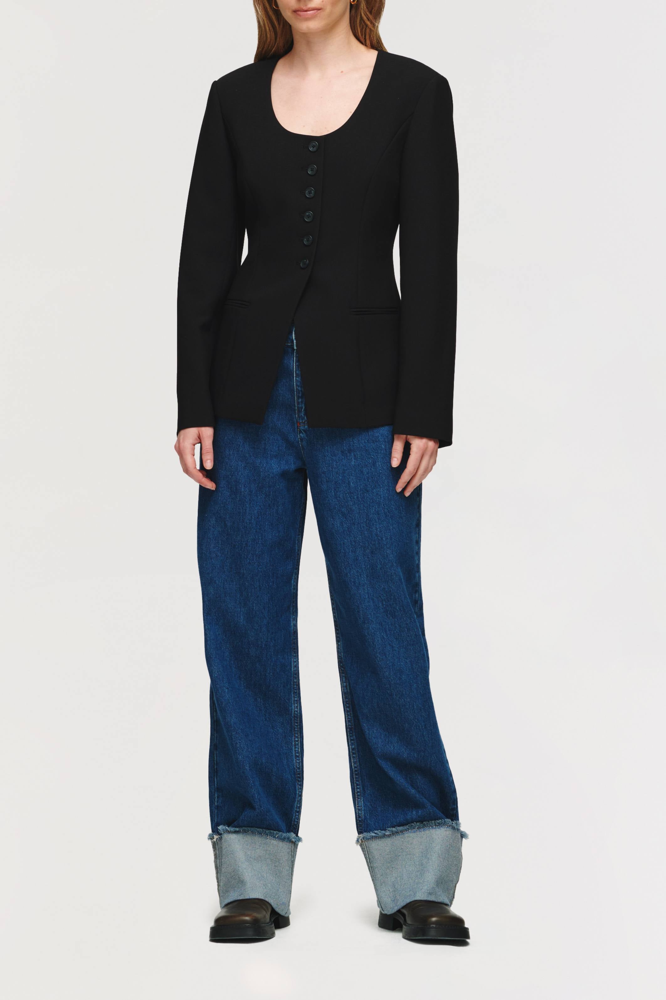 Daphne Scoop Neck Waisted Blazer Black - Bessette