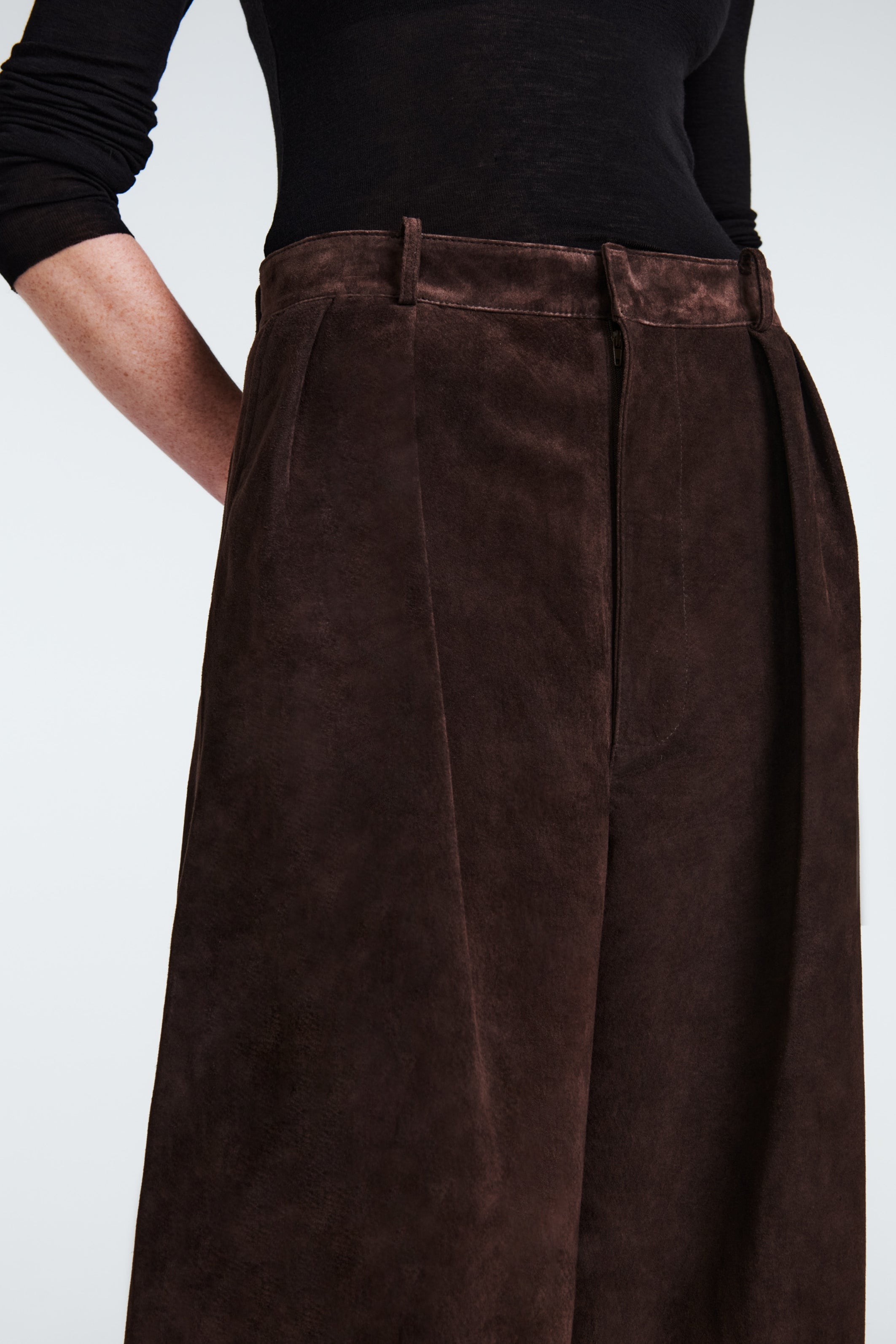 Aura Suede trousers