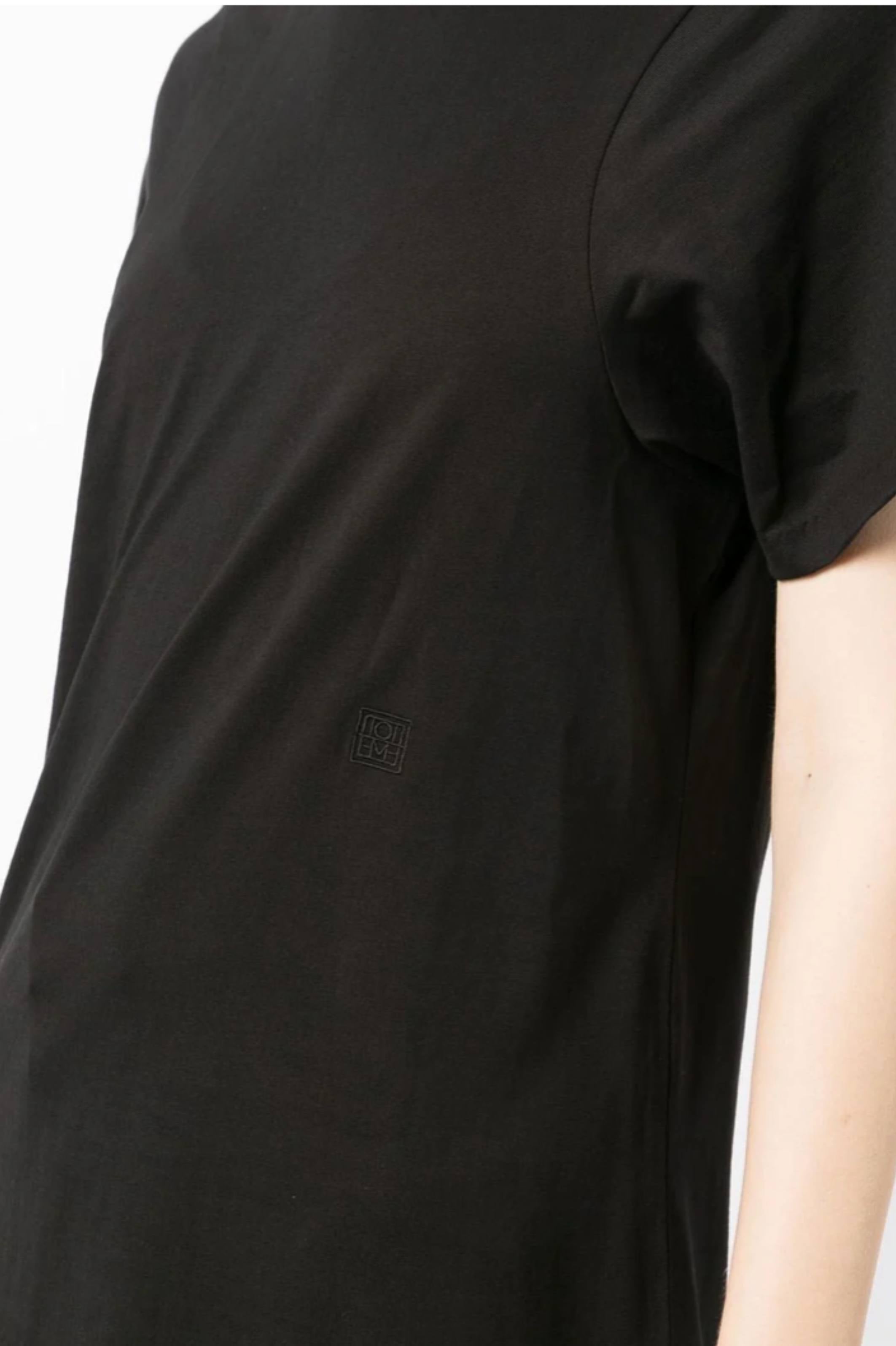 Espera Curved Armhole Tee Black