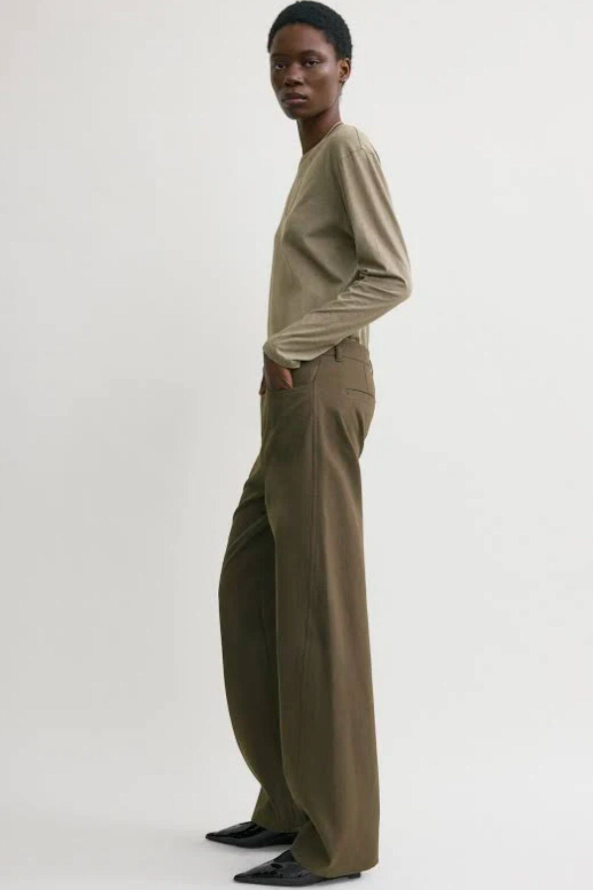 Relaxed Twisted Trousers