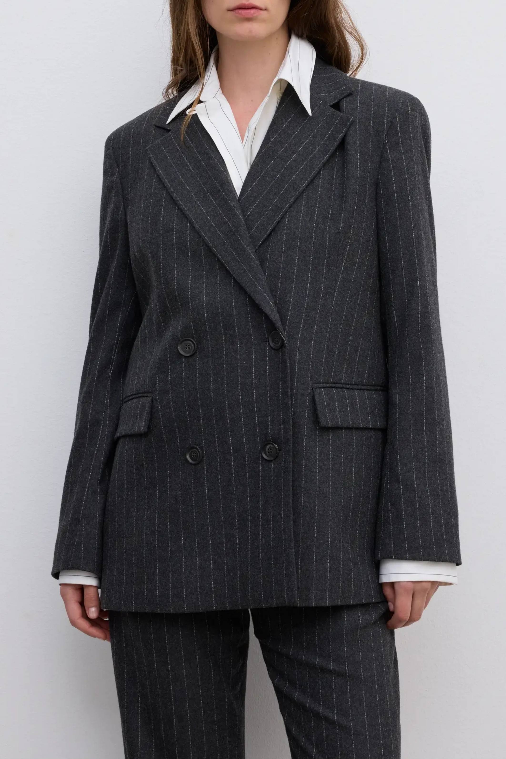 Classic Pinstripe Blazer - Bessette