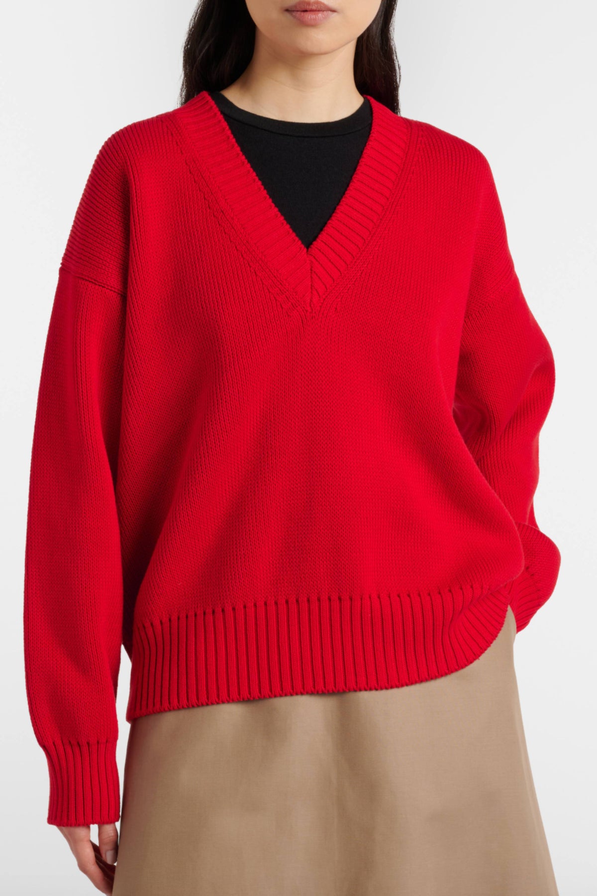 V-neck knitted jumper