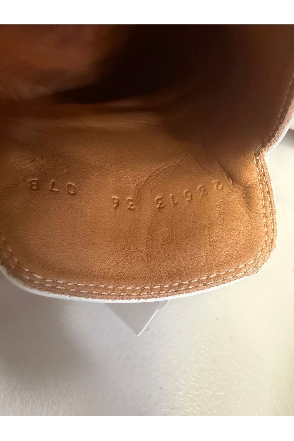 Gucci Horsebit Accent Mules in White Leather