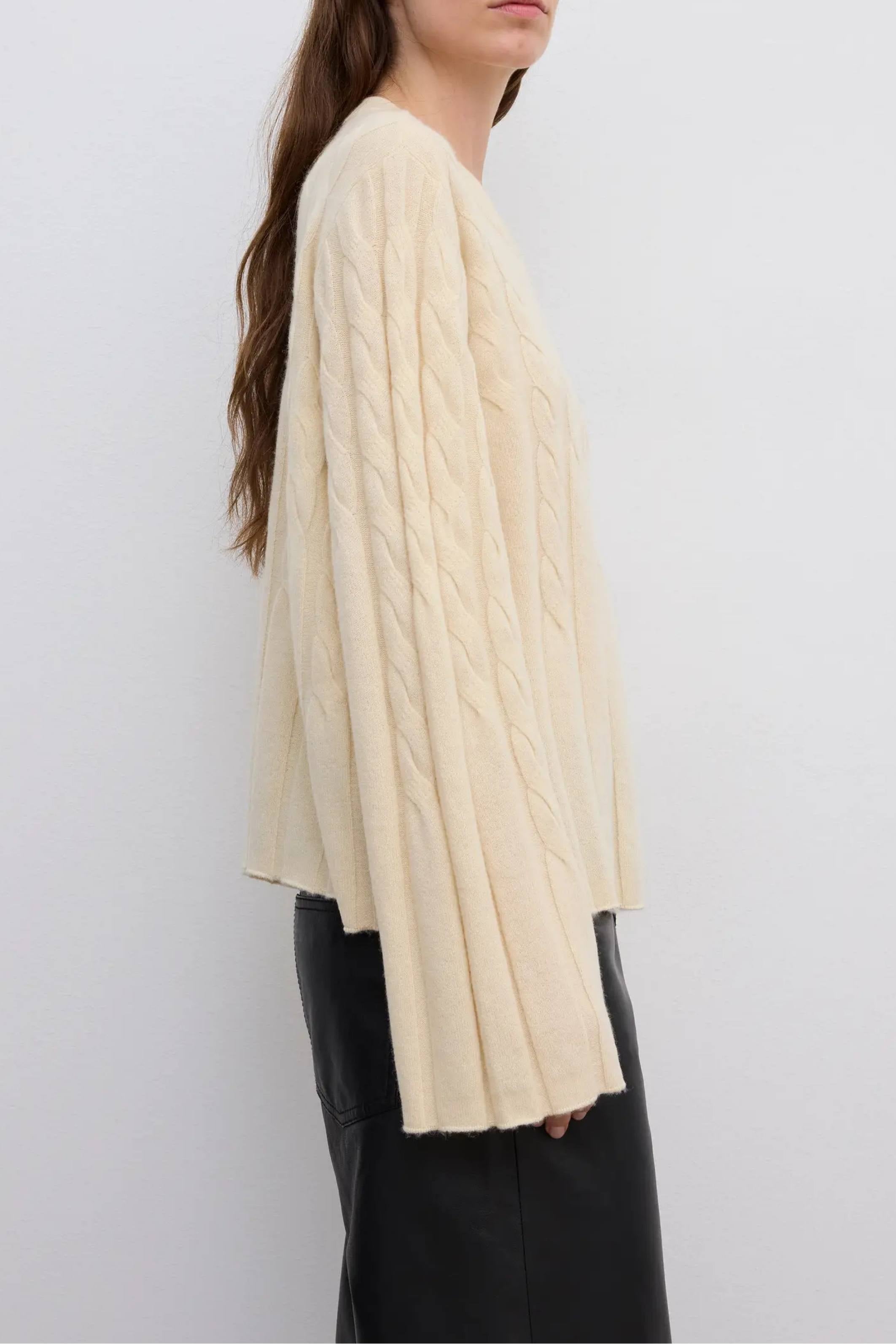 Faded Cable Knit Jumper - Bessette
