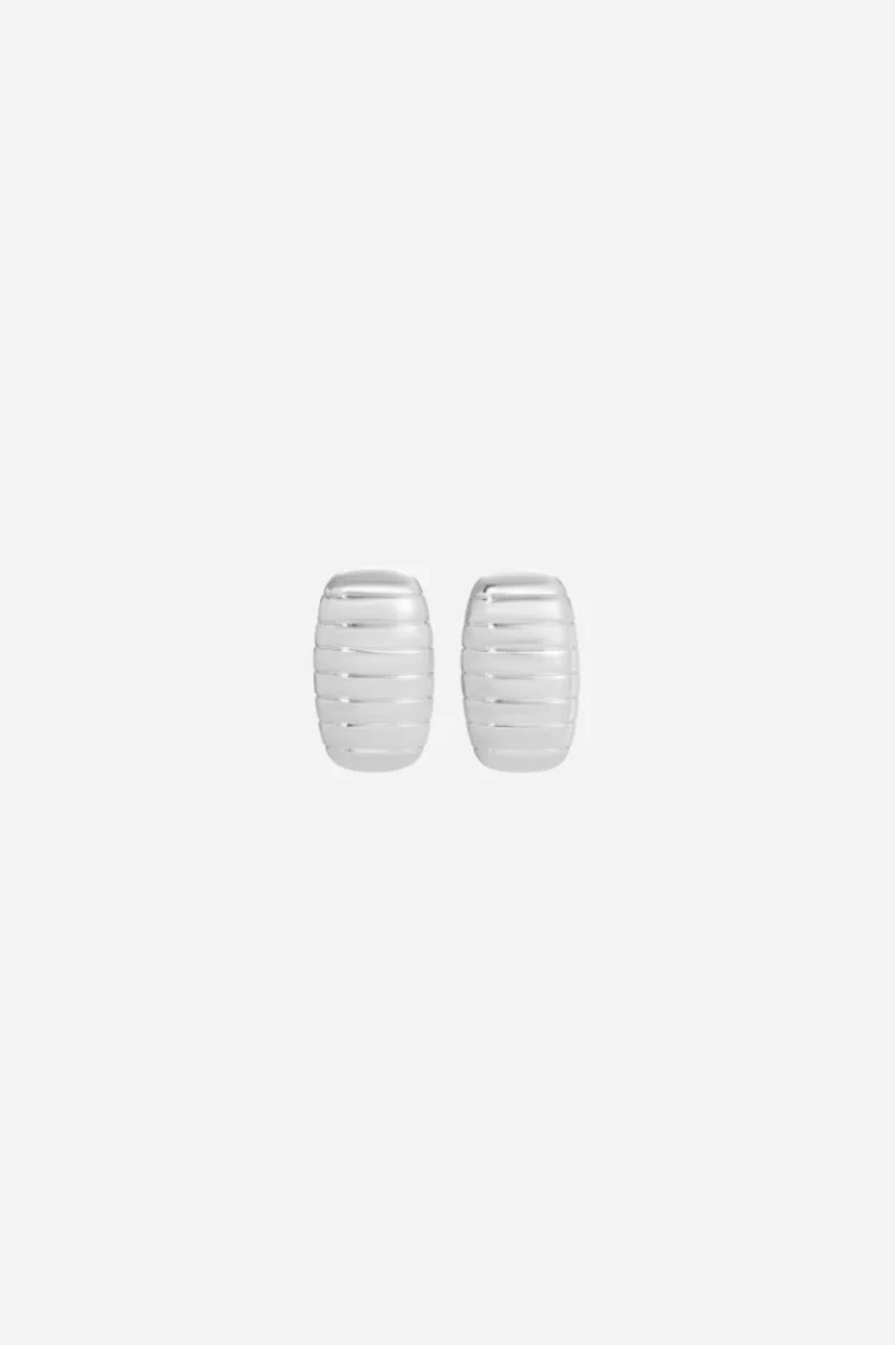 Heaven Mayhem Pillar Silver Earring - Bessette