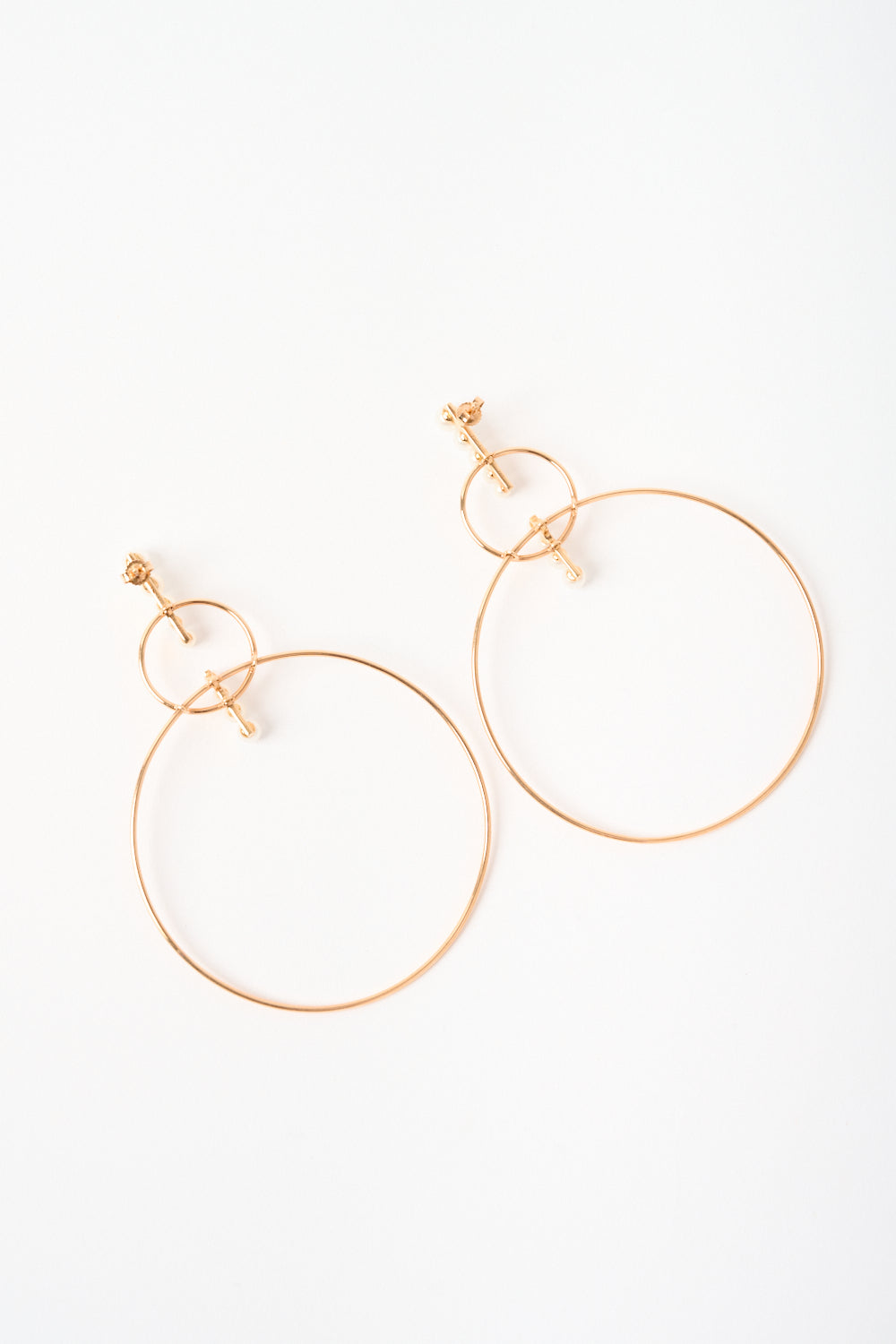 Серьги-обручи с двойным стержнем