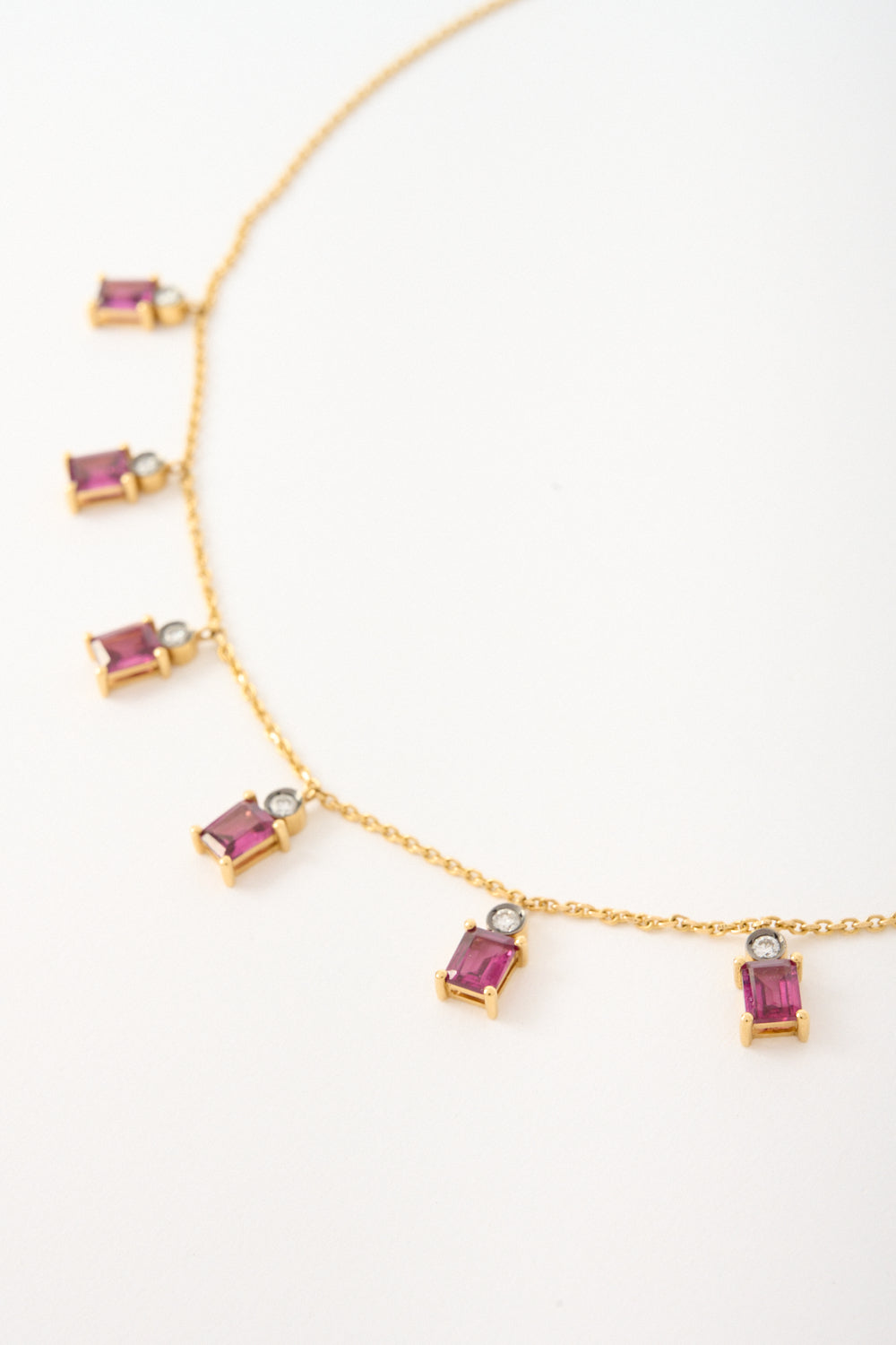 Родолитовое ожерелье