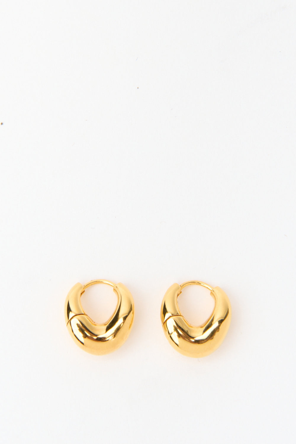 Charlotte Chesnais Bo Lips Earrings - Bessette