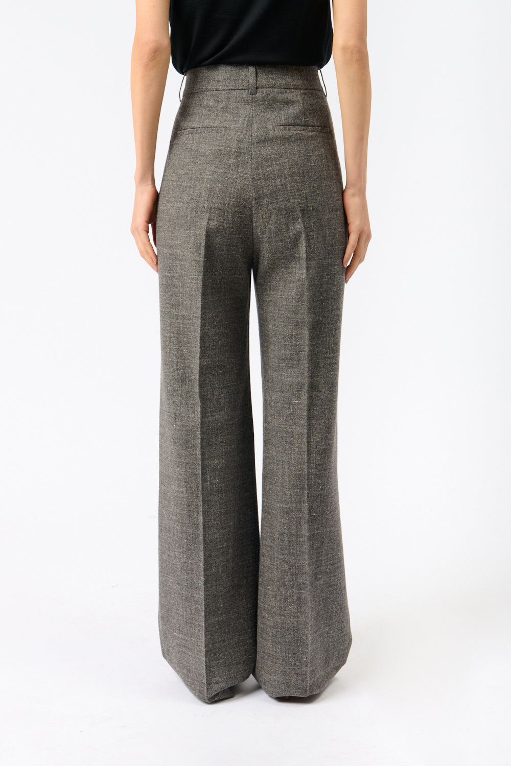 Róhe Relaxed Single Pleated Trousers - Bessette