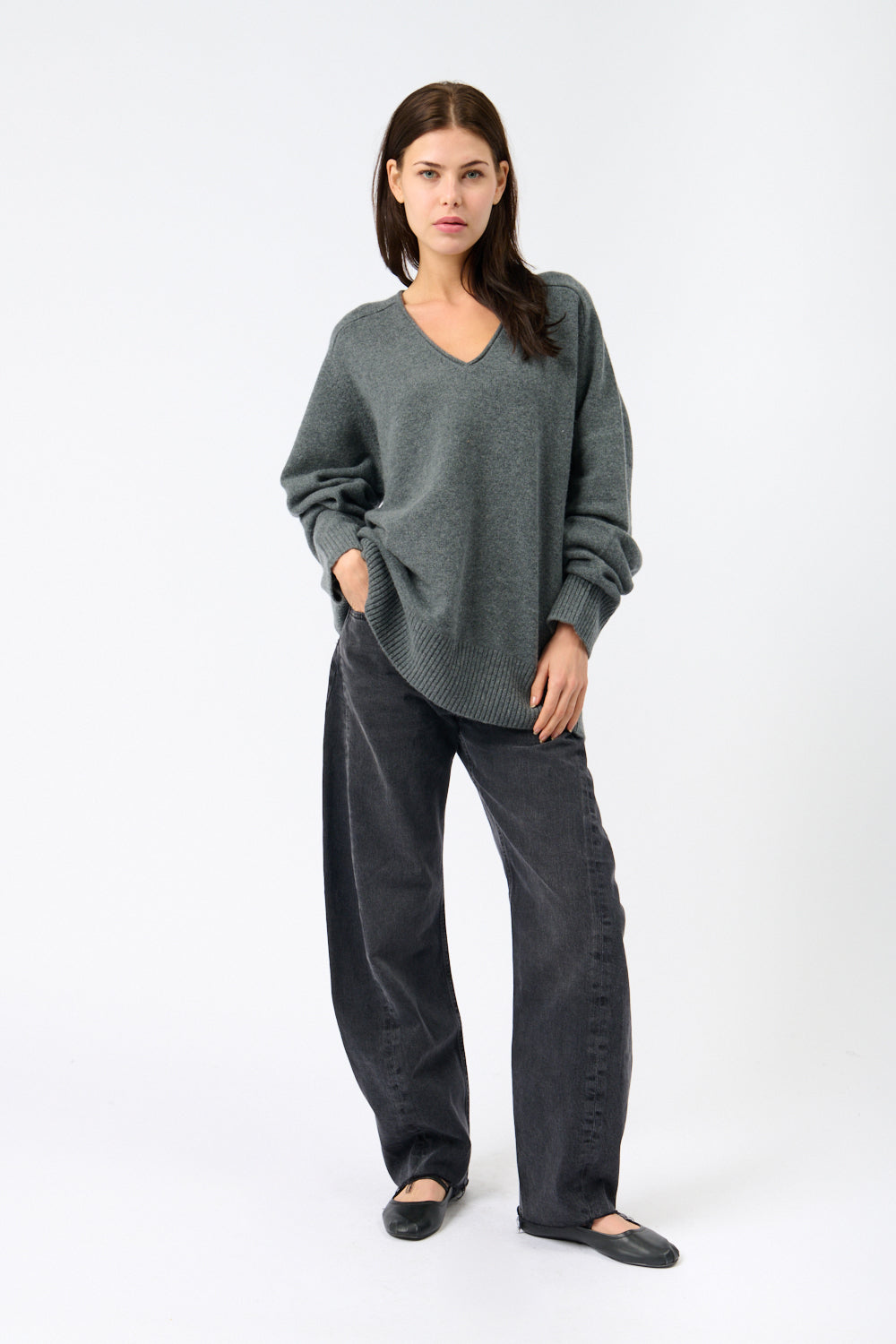 Extreme Cashmere Patti V-Neck Sweater - Bessette