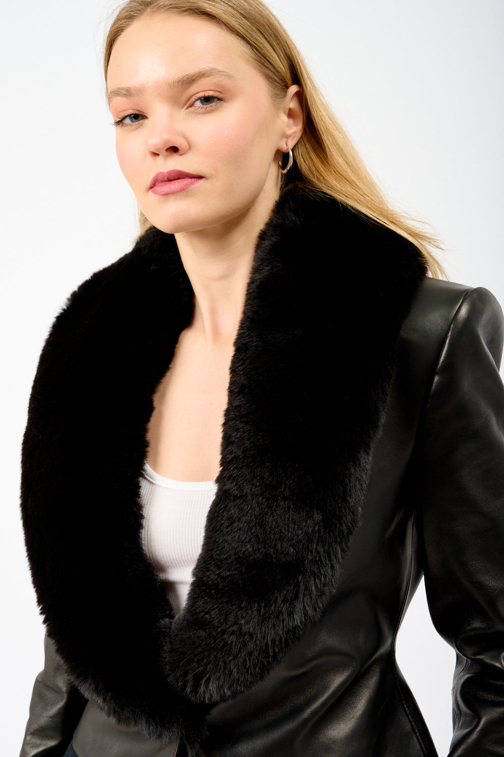 Cropped Fur Collar Leather Jacket