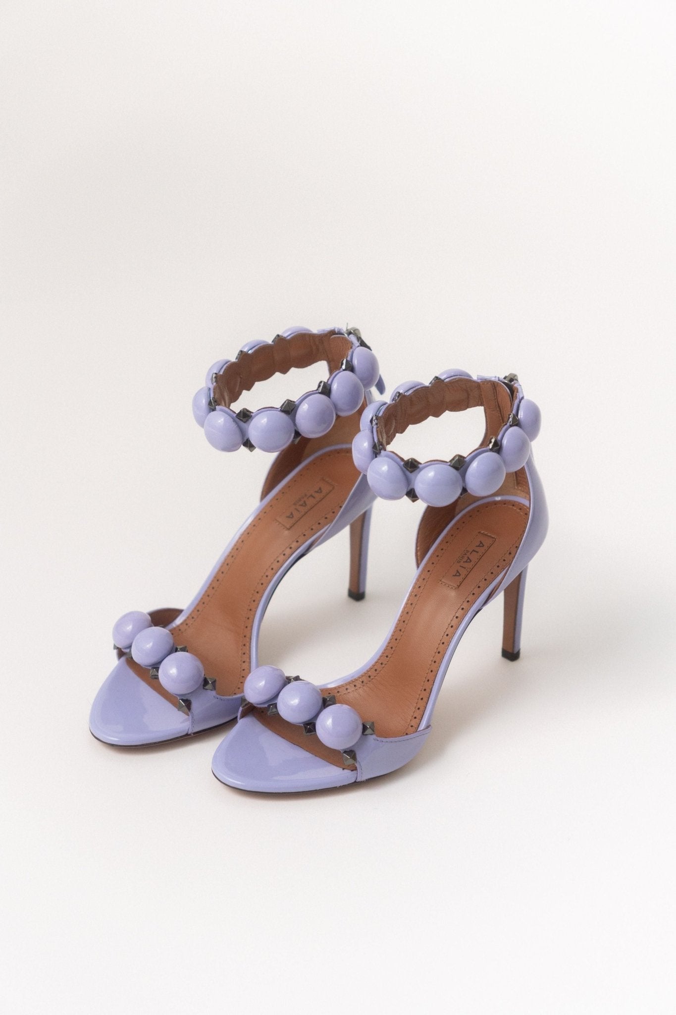 Alaïa 'La Bombe' 90 mm High Heel Sandal - Bessette