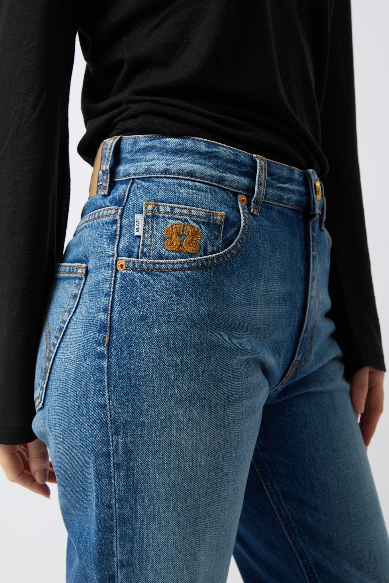Blazé Milano Nariida Paso Denim Straight Jeans - Bessette