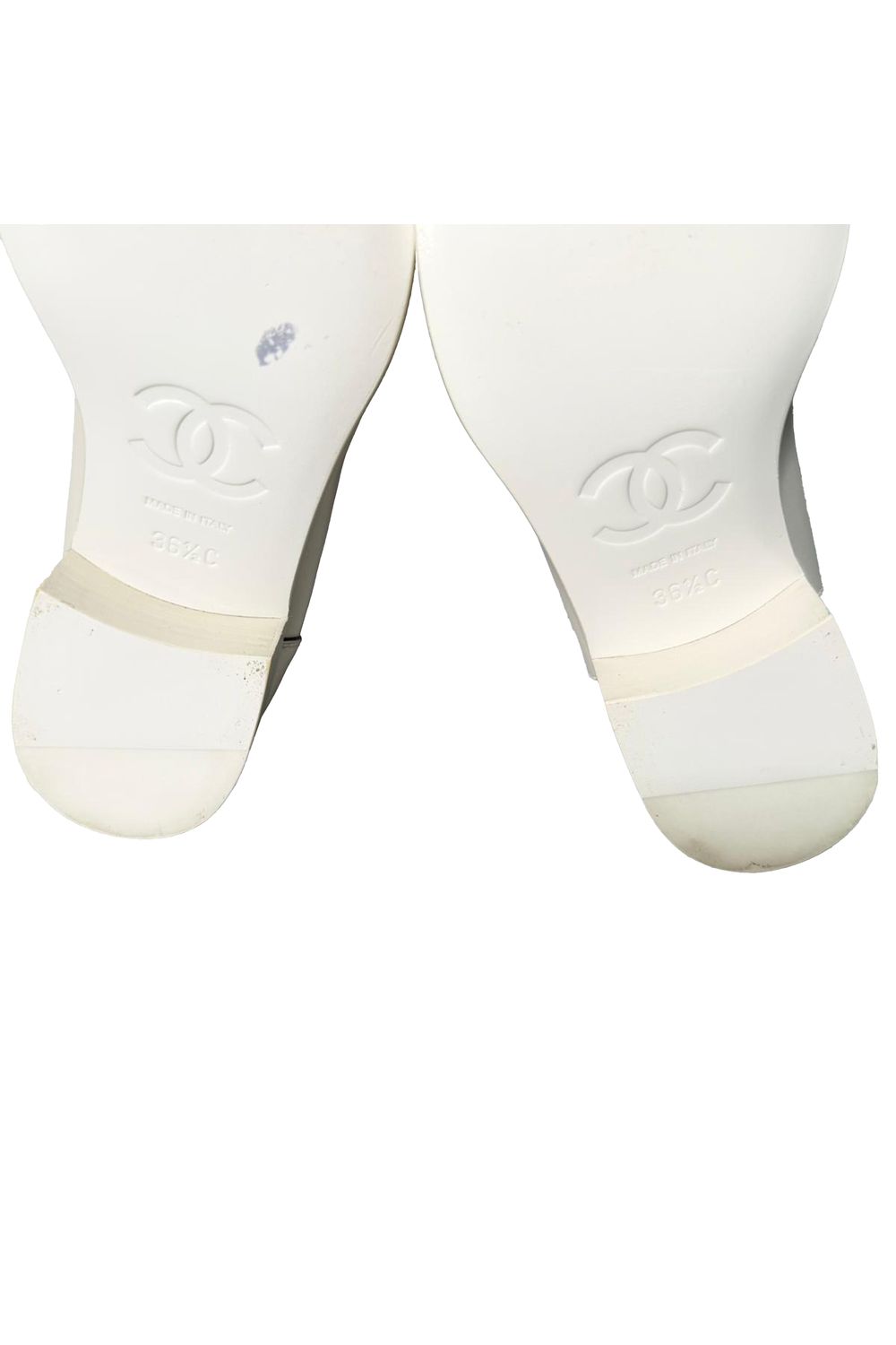 Chanel Chain Accent Wingtip Loafers in White Leather