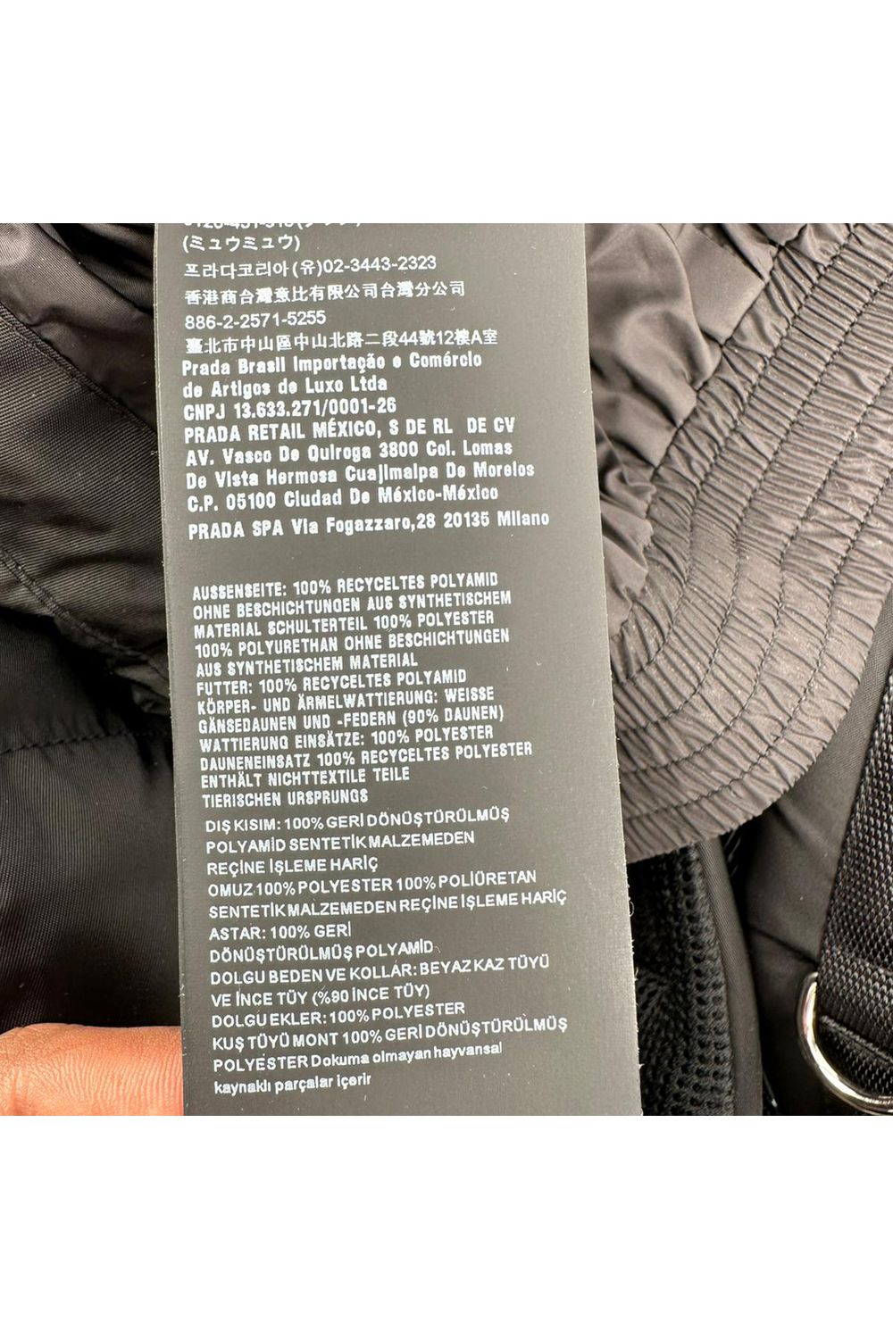 Prada Re-Nylon Cropped Down Jacket in Black Polyamide