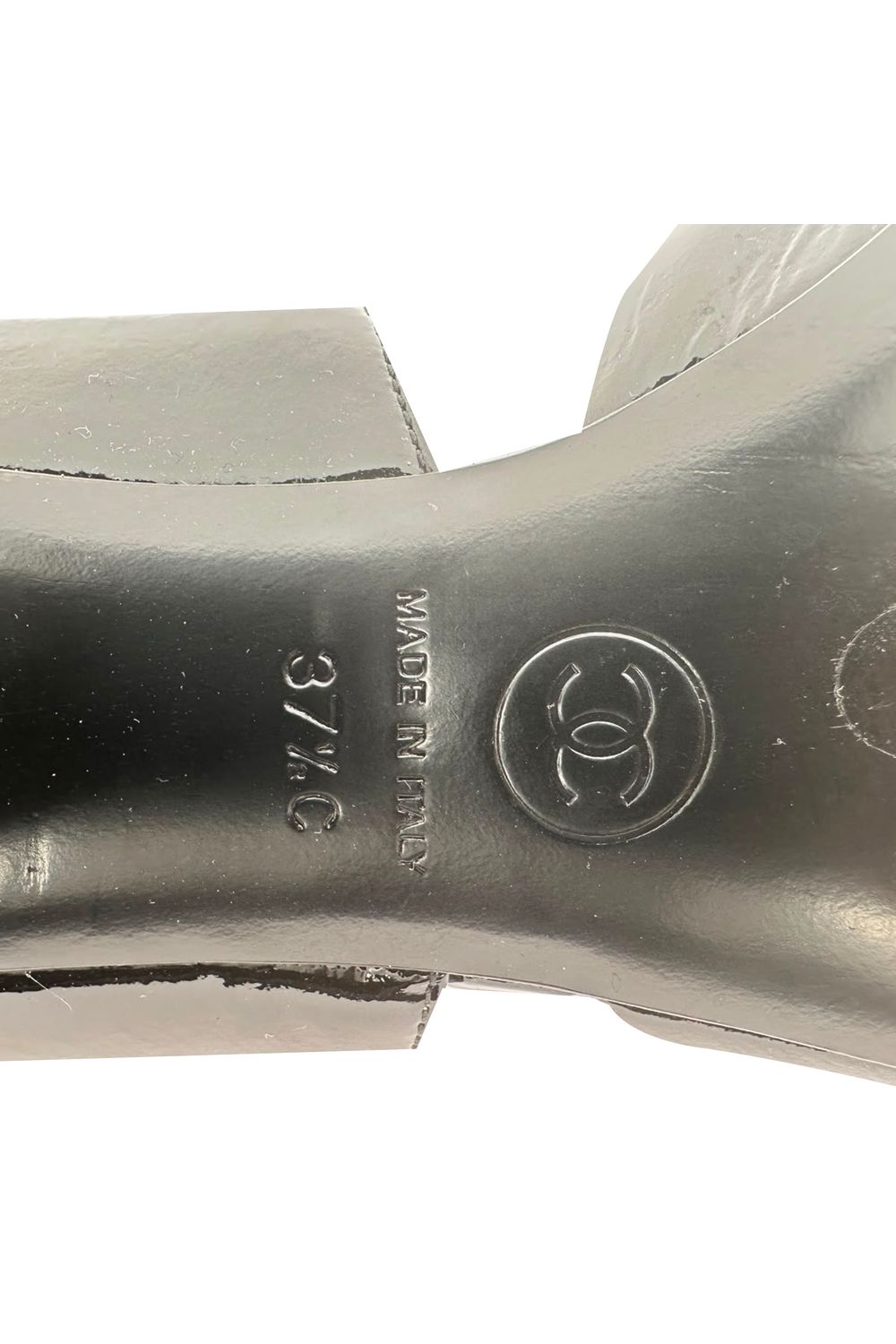 Chanel Almond-Toe Mary Jane Pumps in Black Patent Leather
