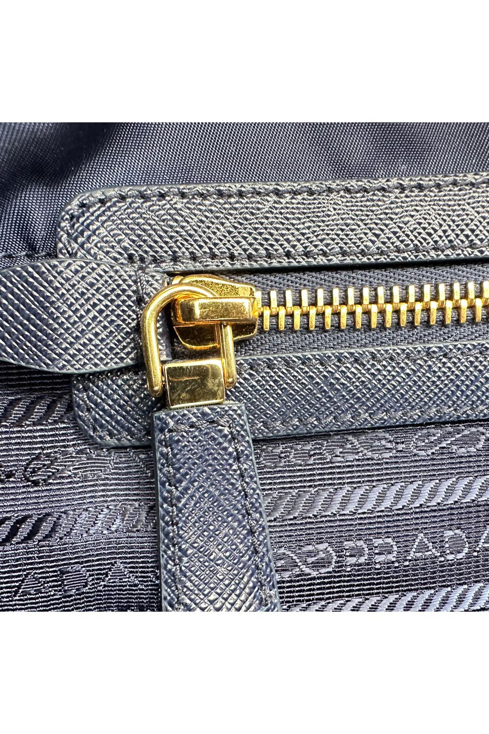 Prada Large Re-Edition 1978 Tote Bag in Navy Blue Polyamide