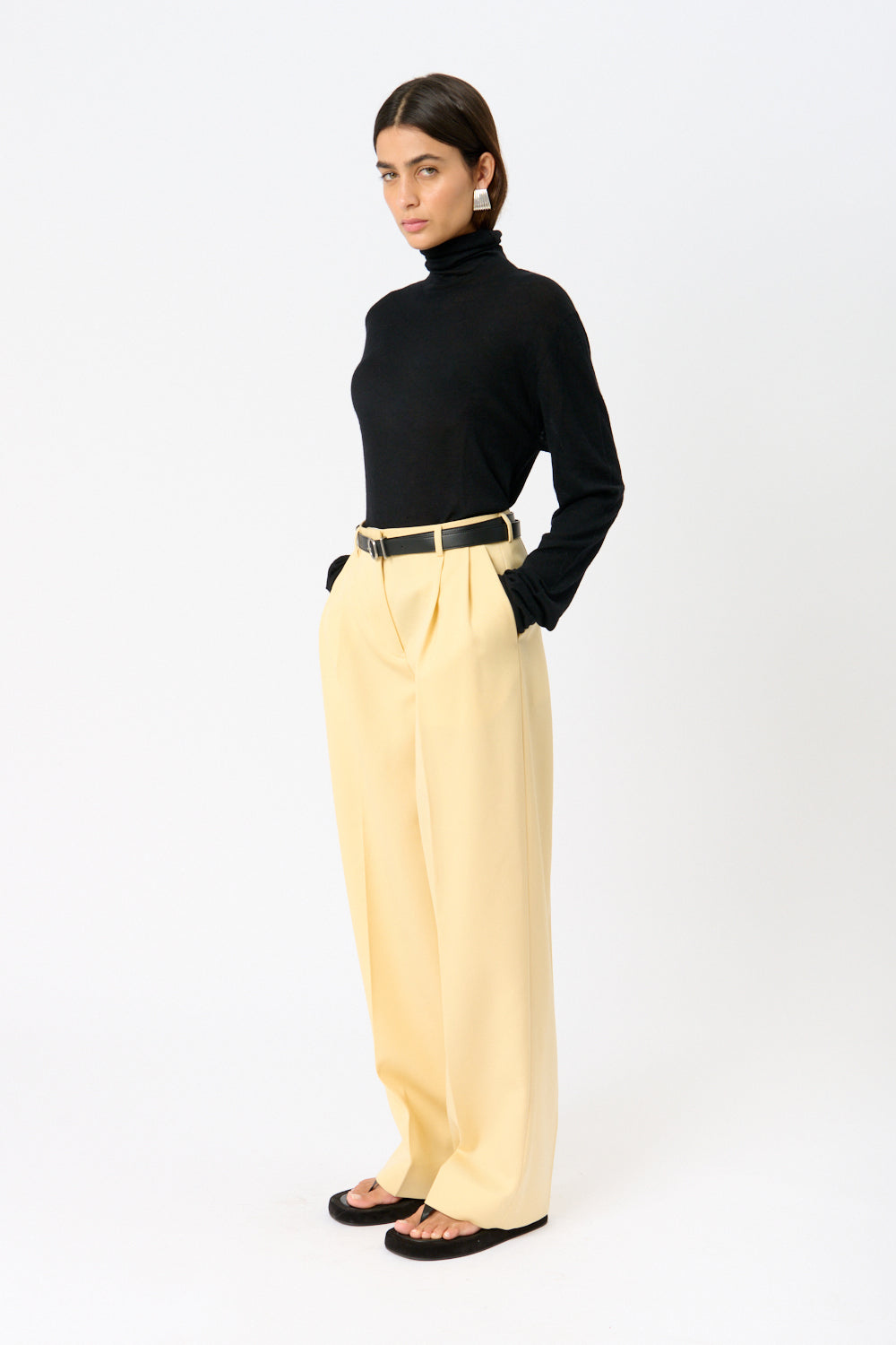 Extreme Cashmere Thunder Turtleneck Jumper - Bessette