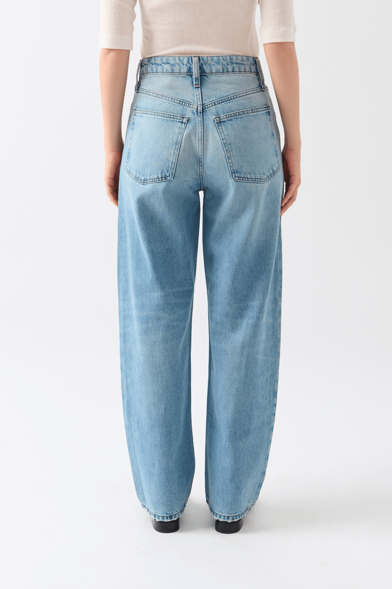Frame Long Barrel Leg Denim - Bessette