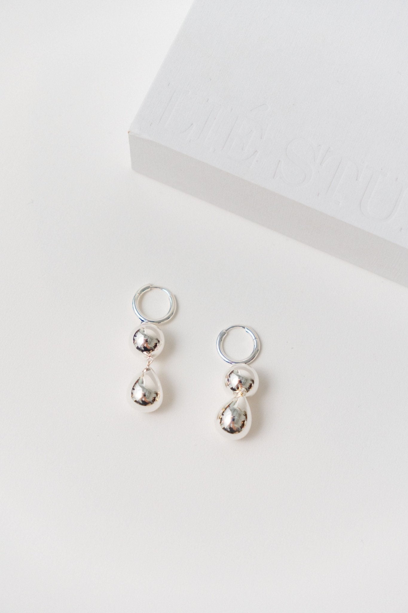 Lié Studio The Cathrine Earrings In Silver - Bessette
