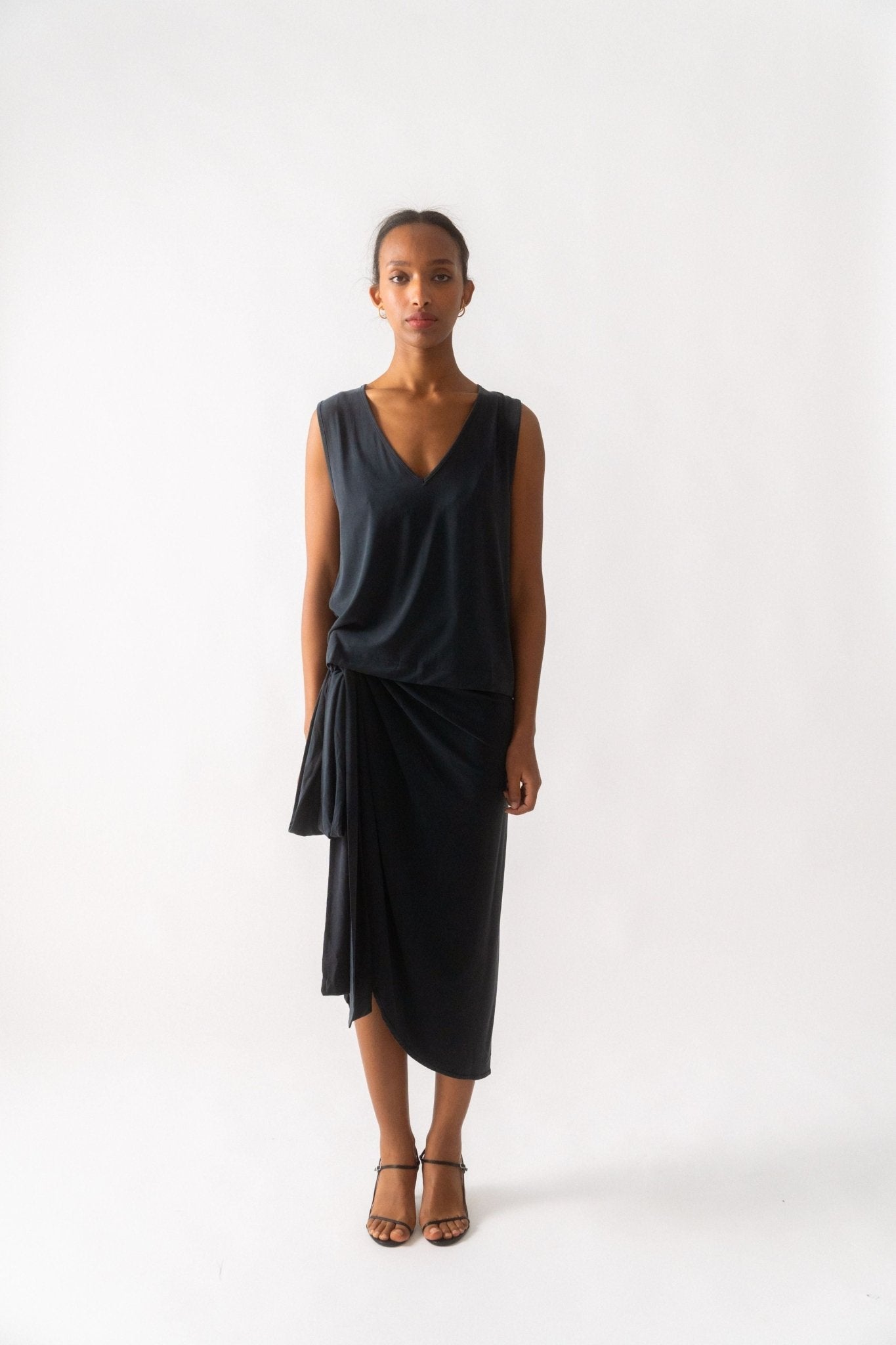 Ninety Percent Oakley Vest in Navy - Bessette