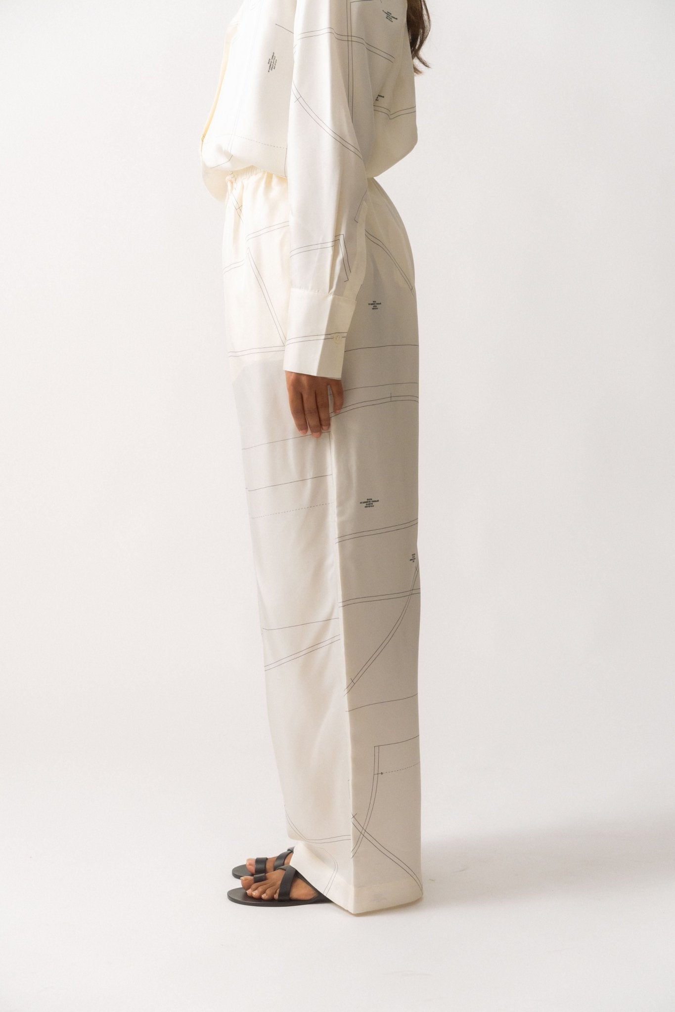 Róhe Wide Leg Printed Silk Trousers - Bessette