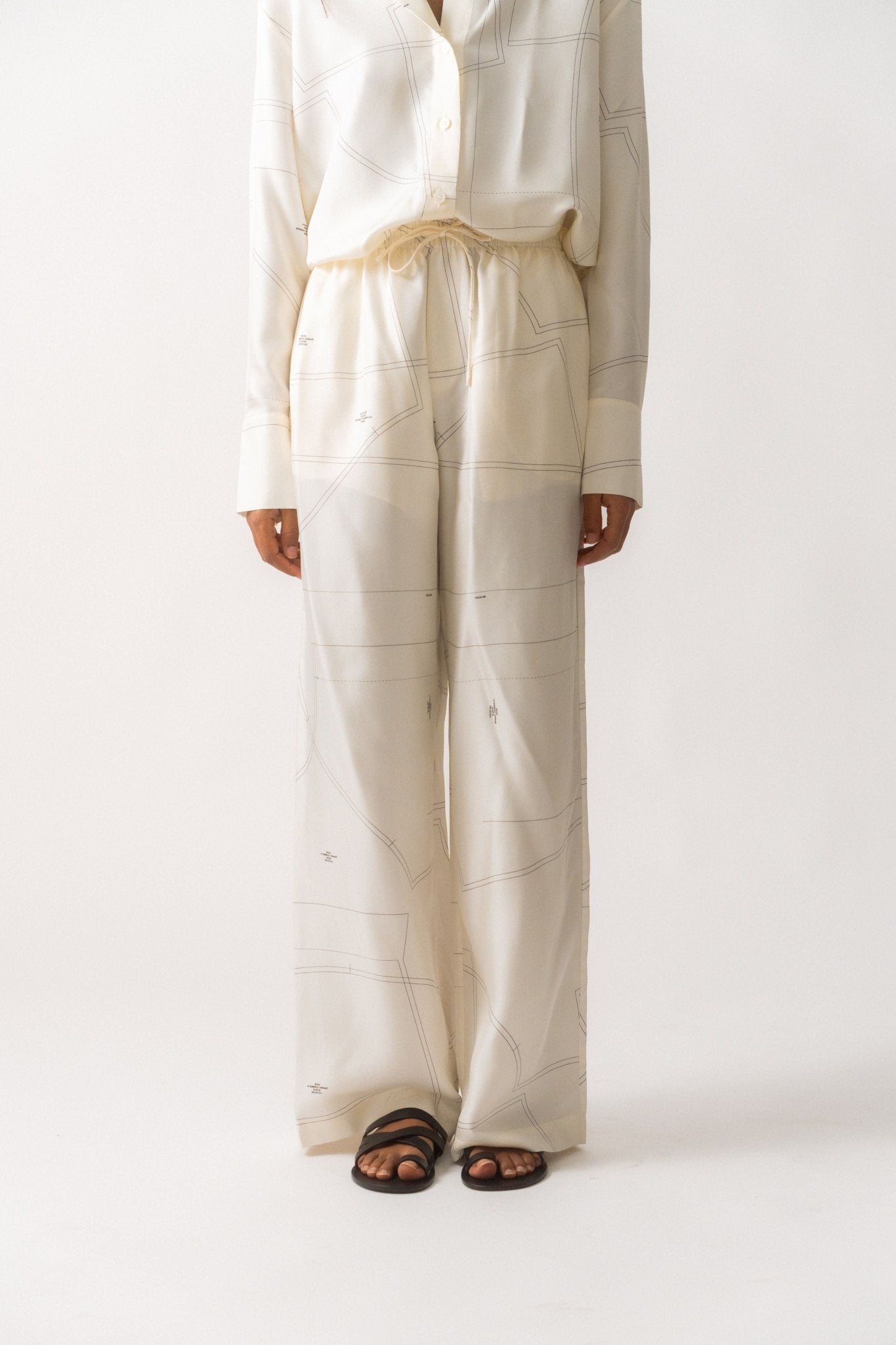 Róhe Wide Leg Printed Silk Trousers - Bessette