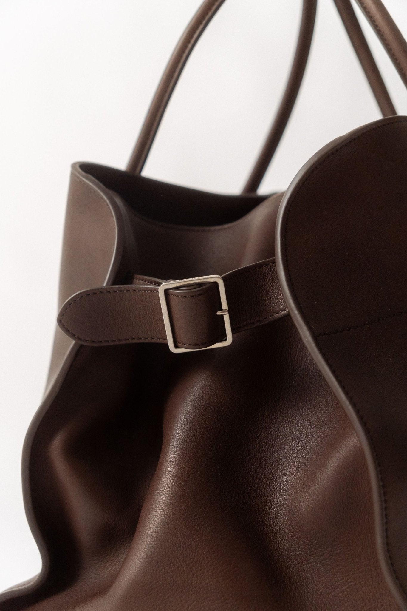 The Row Margaux 17 Bag - Bessette