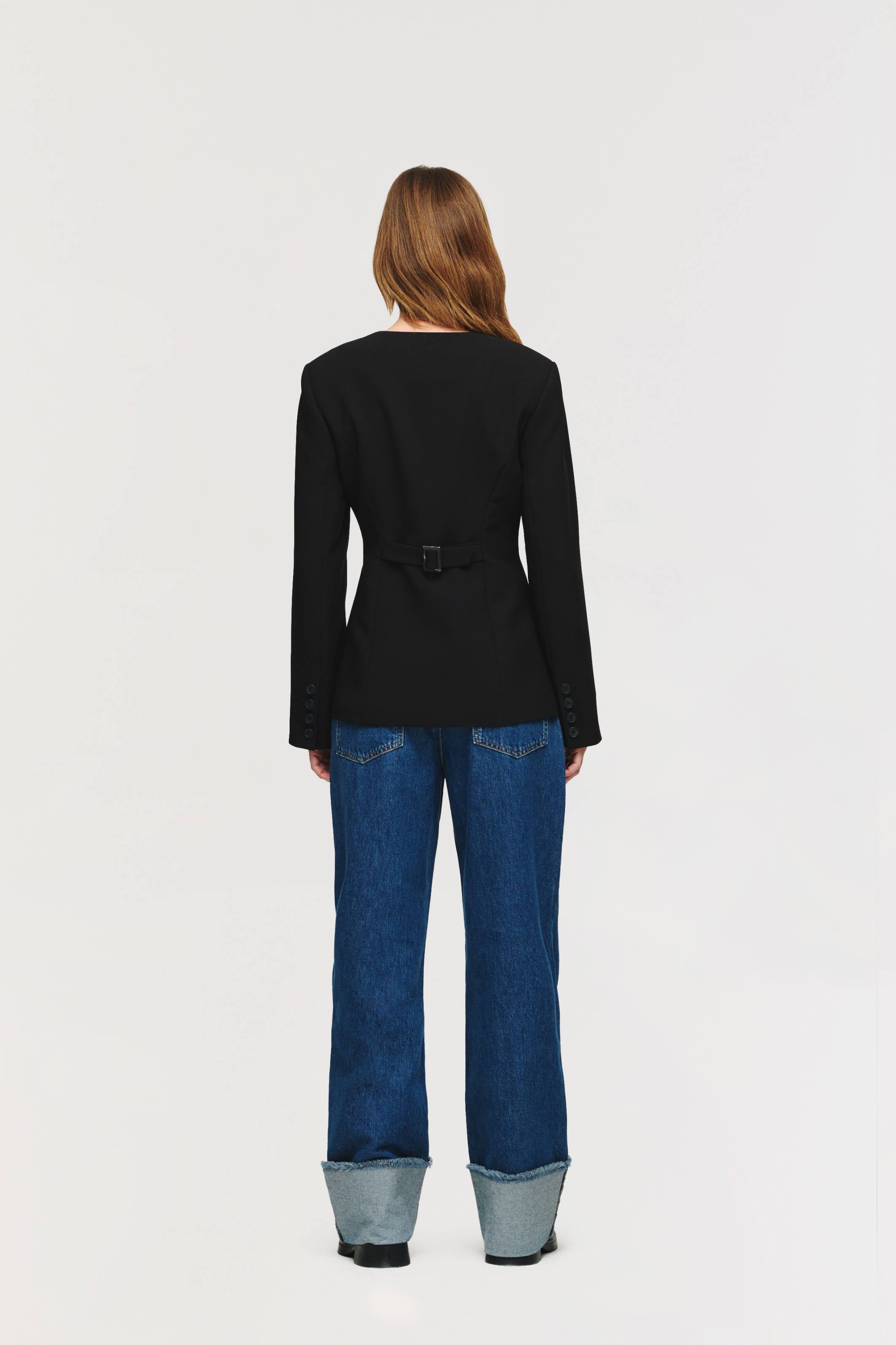 Daphne Scoop Neck Waisted Blazer Black - Bessette