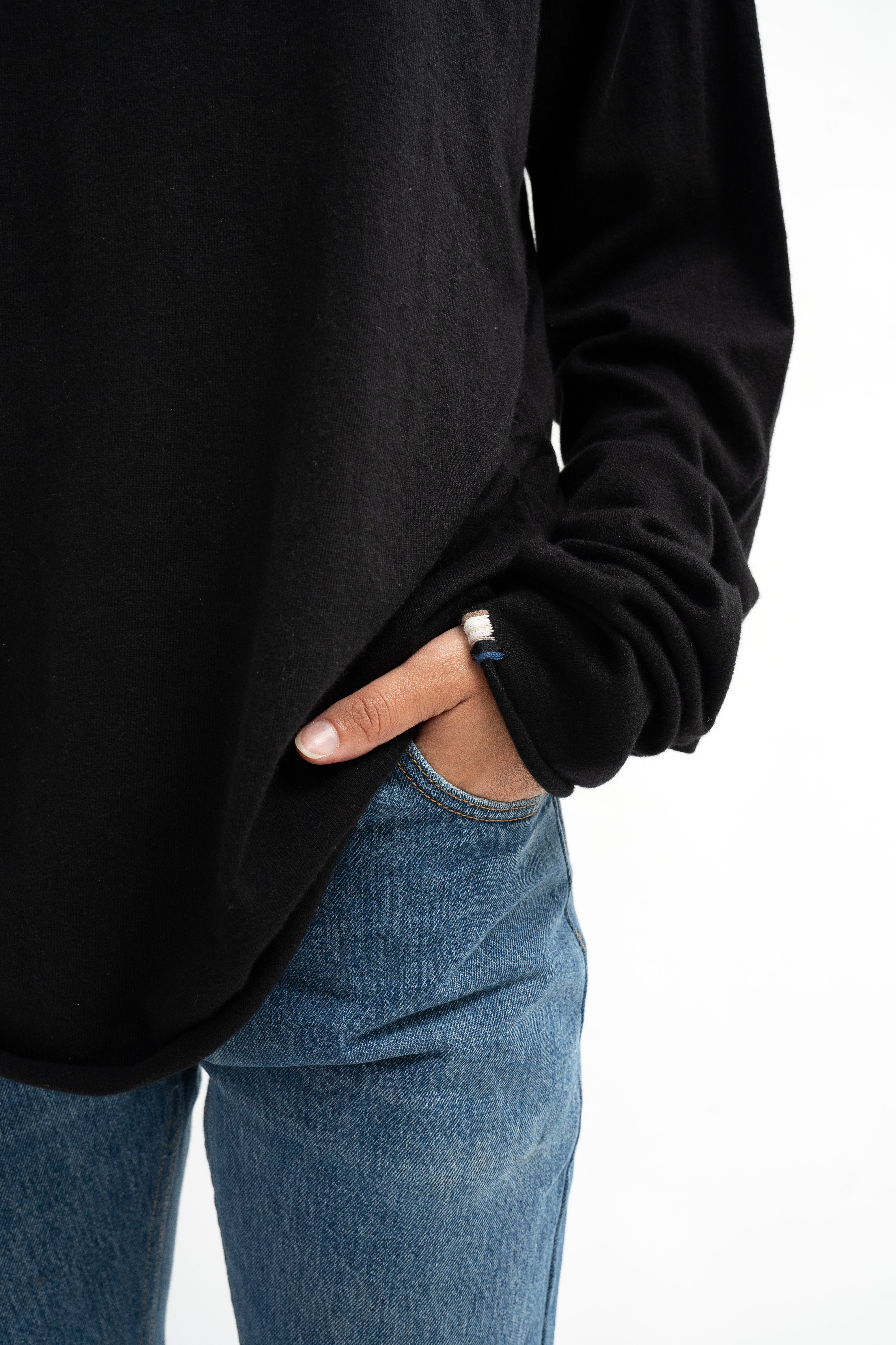 Camisola de algodão e caxemira Extreme Cashmere Preto N°347 Aries