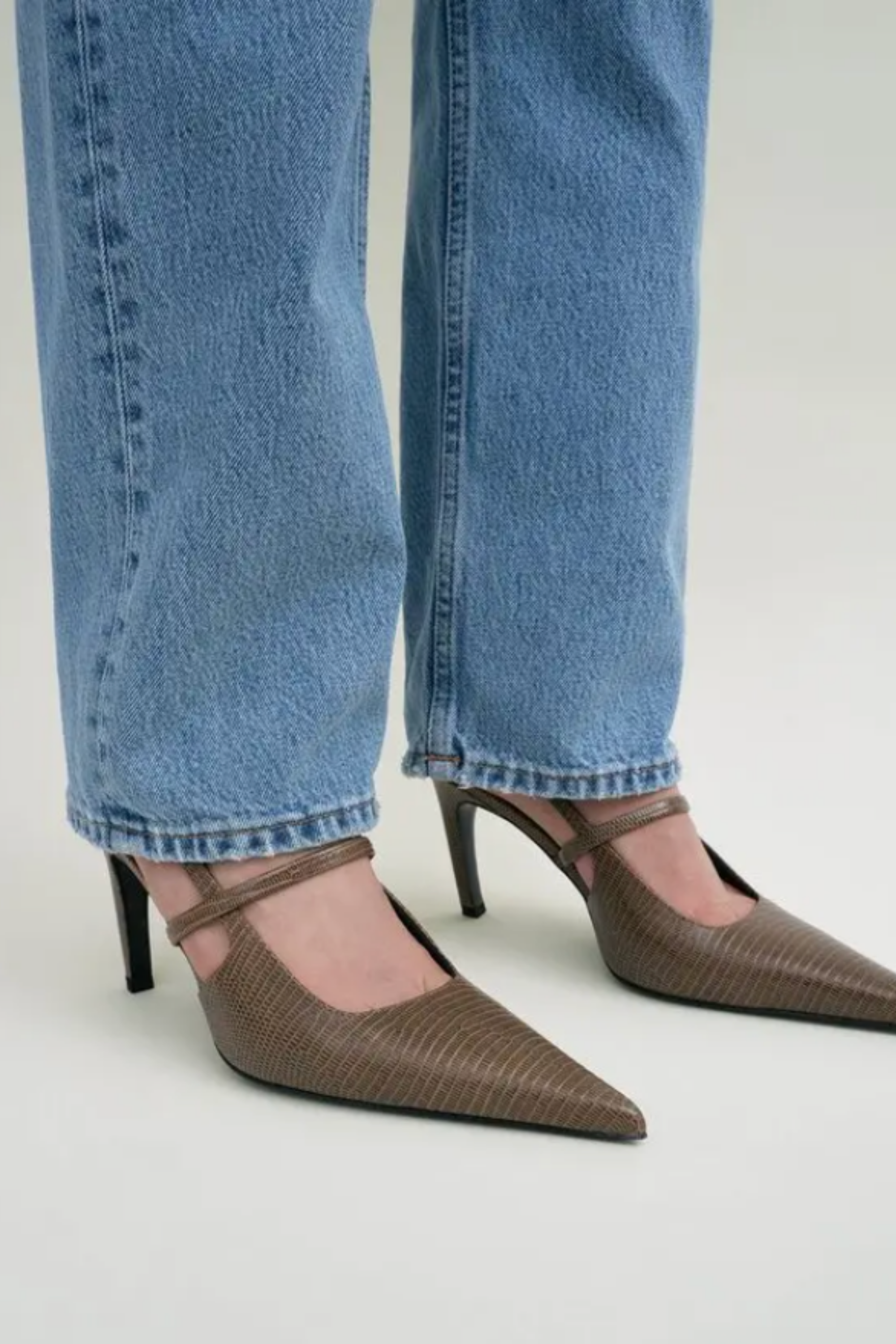 85 Sharp Slingback Lizard Dark Oliver