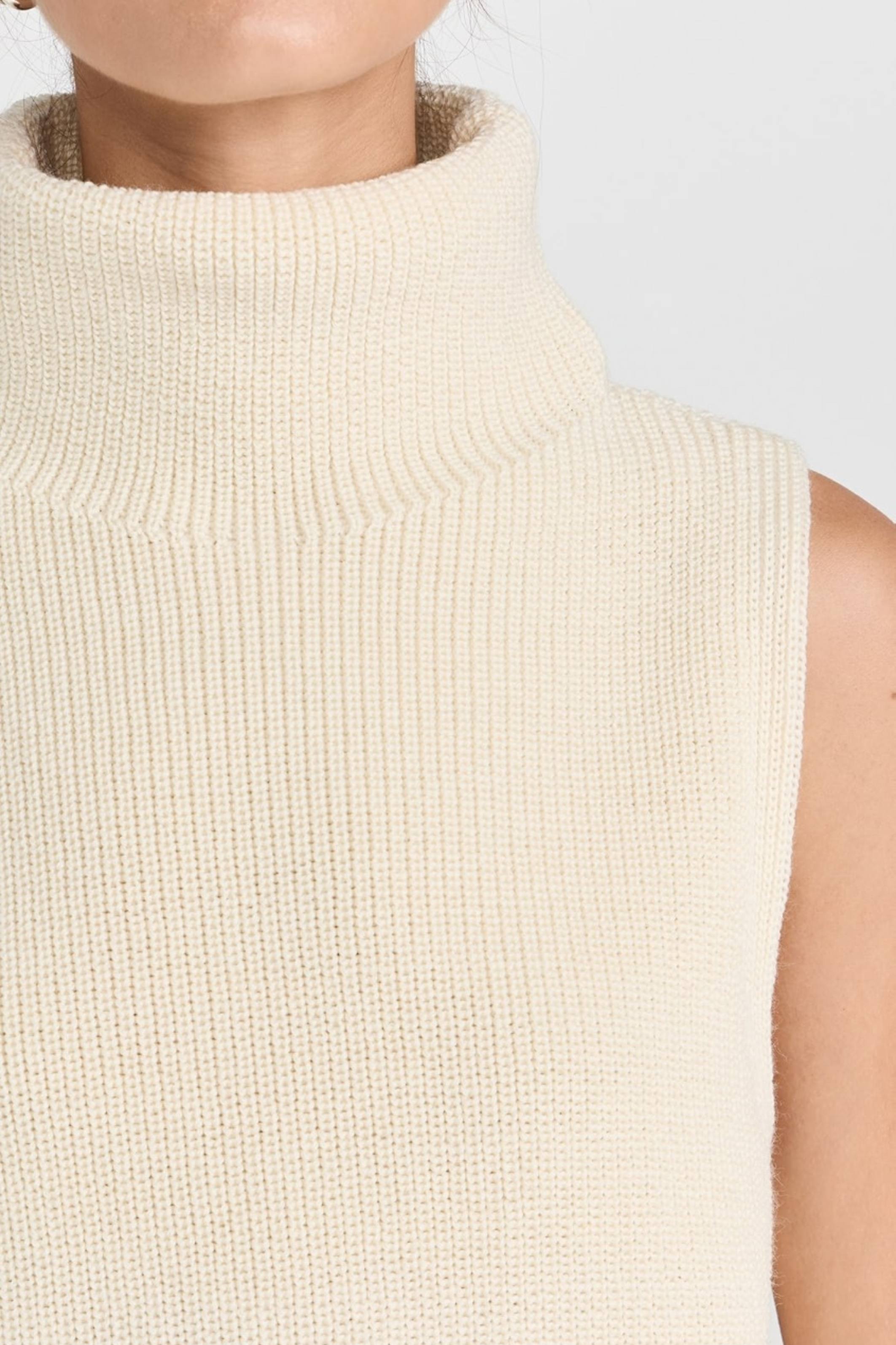 Sleeveless funnel neck sweater