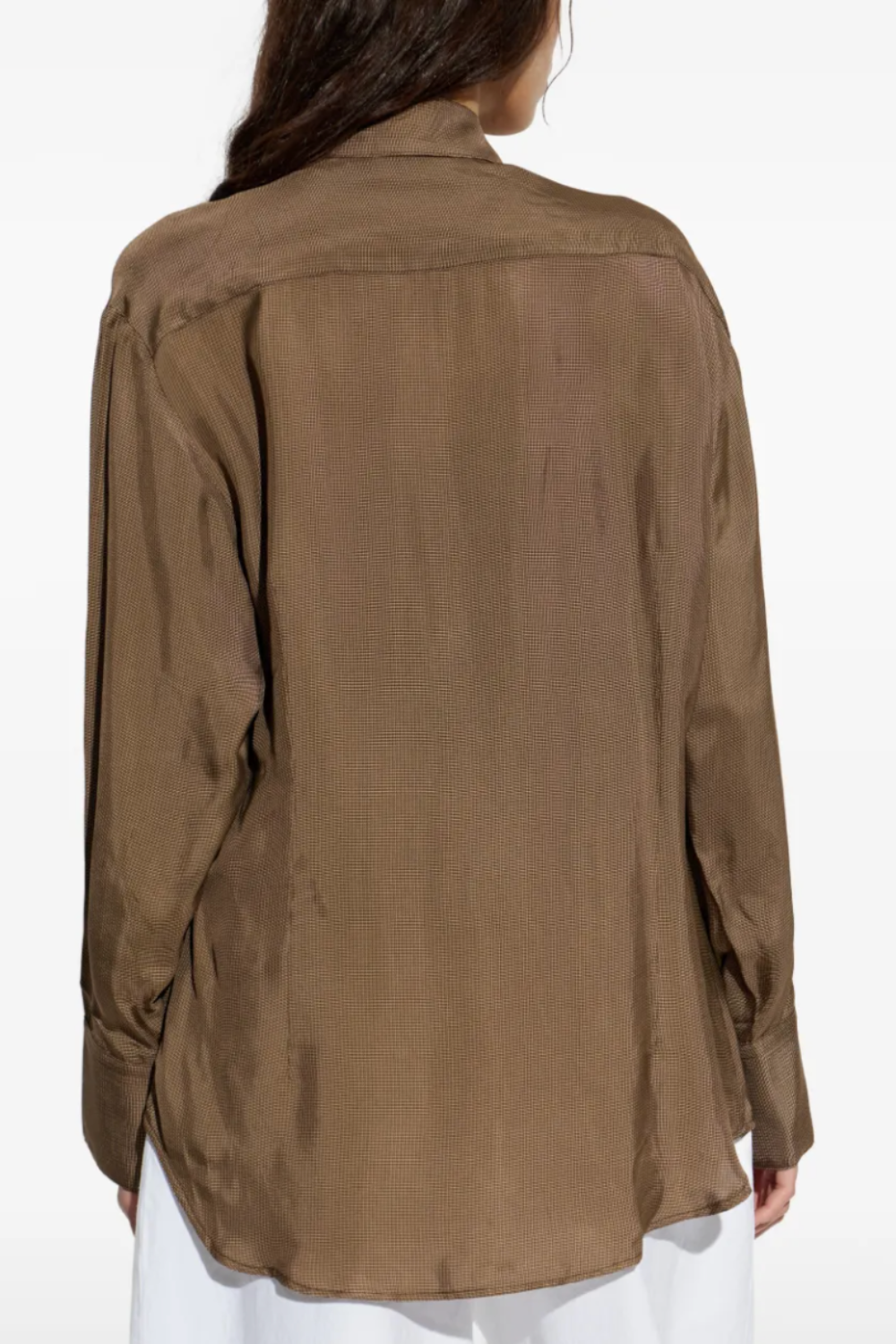 Relaxed shaped shirt