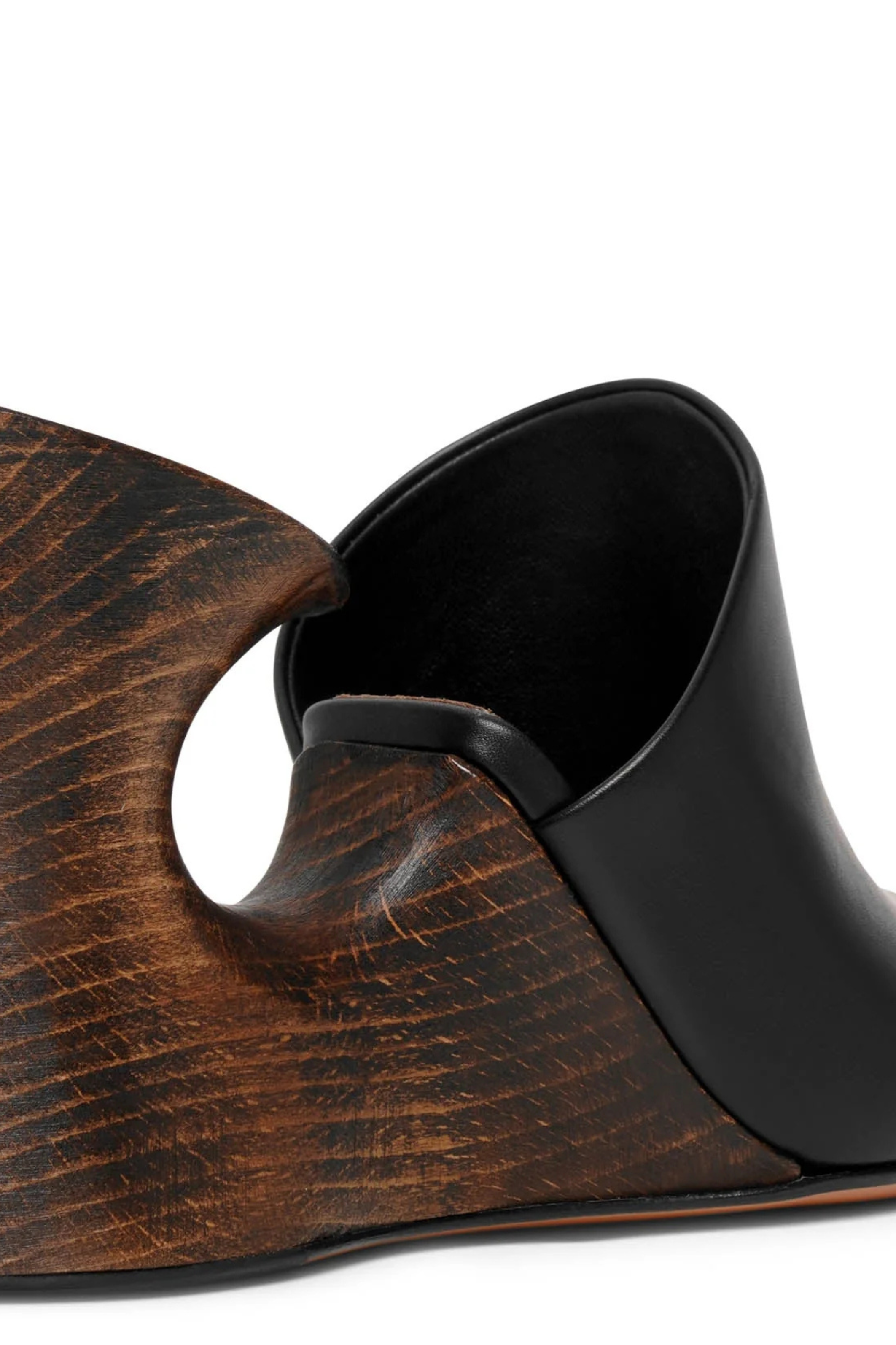 Wood Wedge Shoe - Bessette