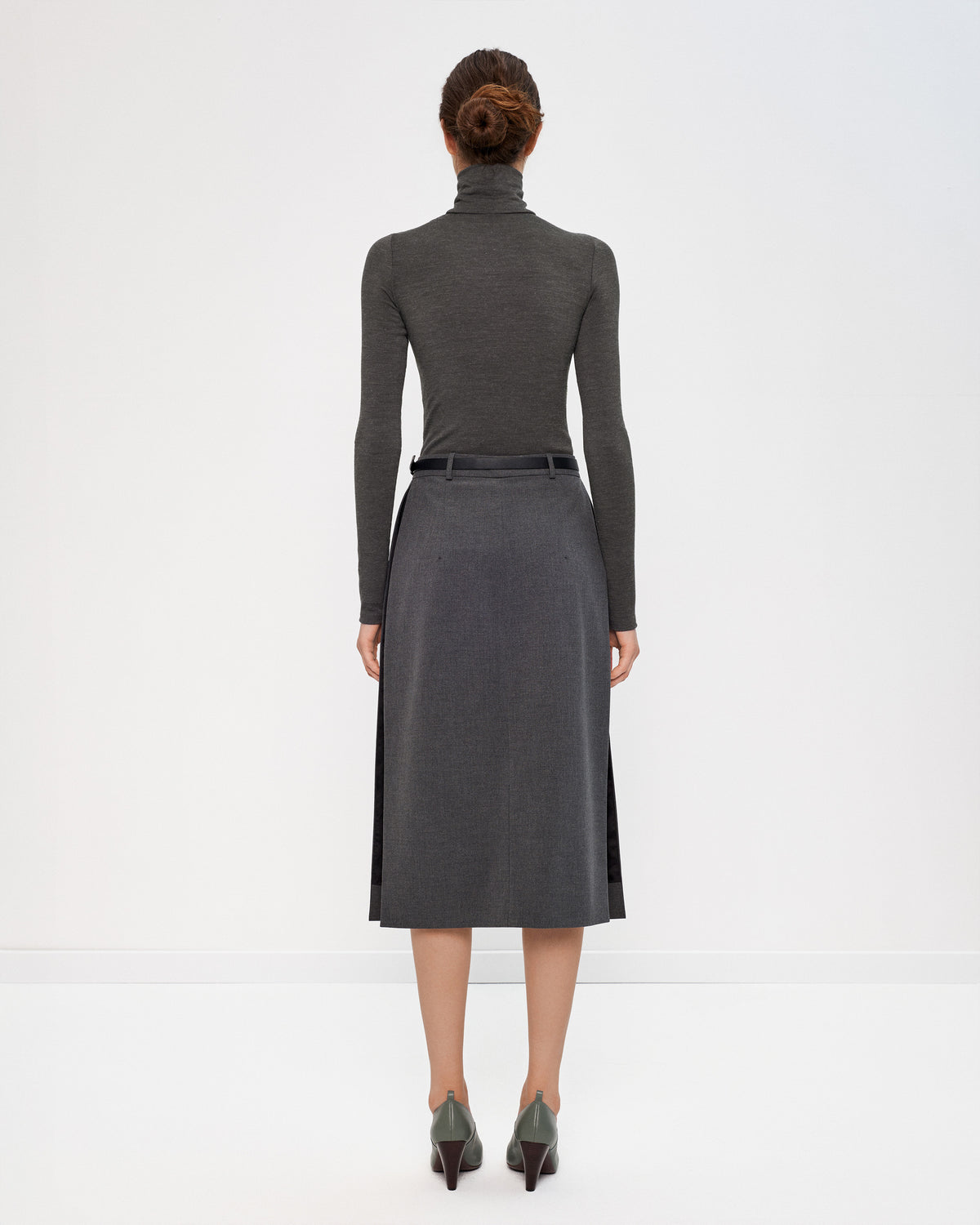 SKIRT WITH SLITS (grey) - Bessette