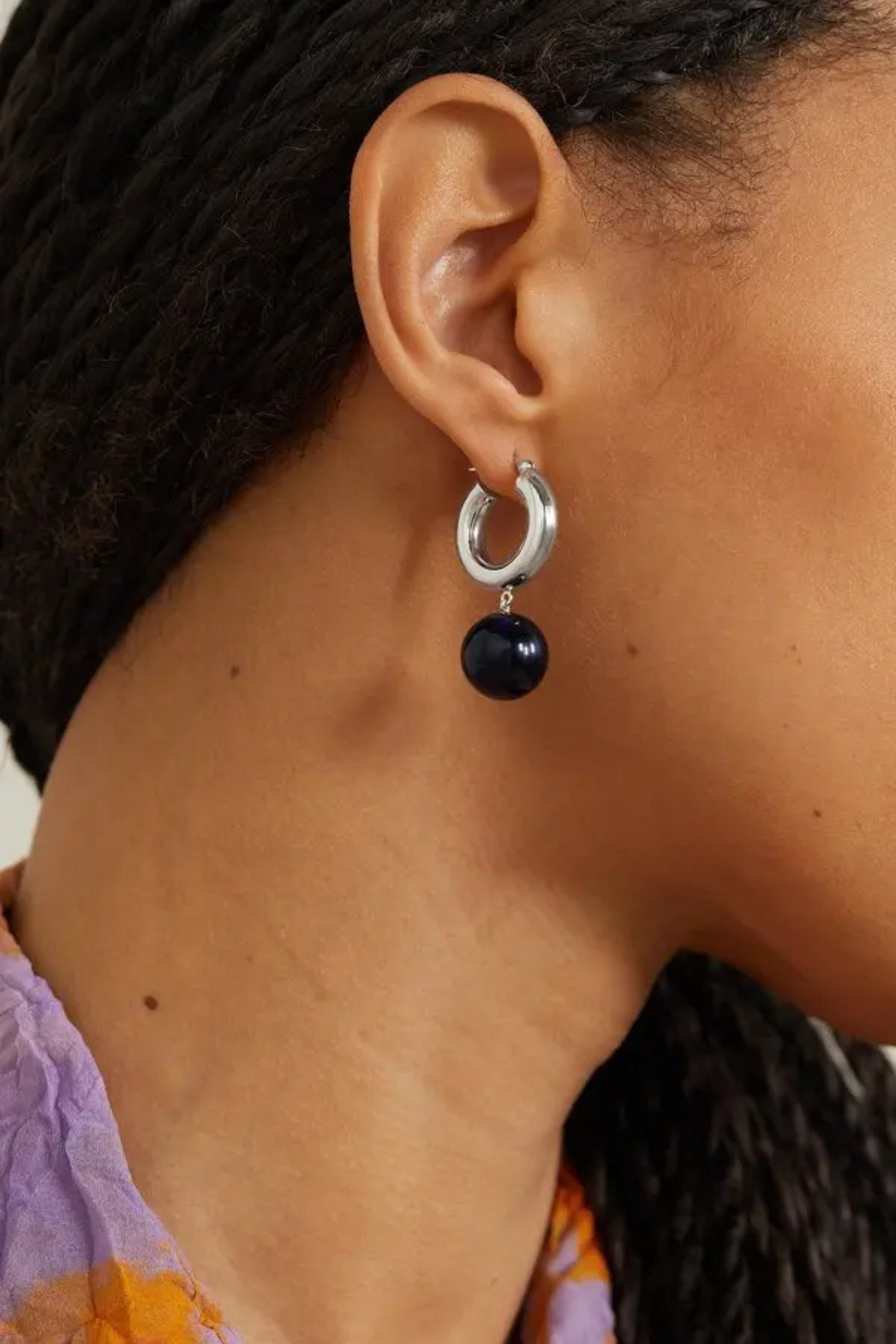 Les boucles d'oreilles Charlotte en argent