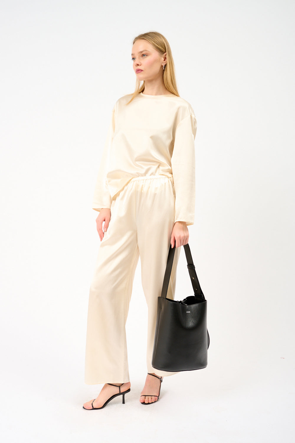 The Norma Tote Black