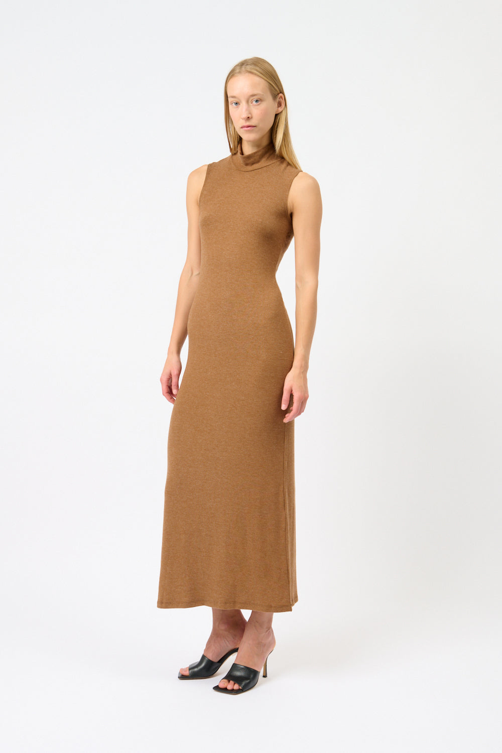 LESET Lauren - Maxi abito senza maniche a collo alto