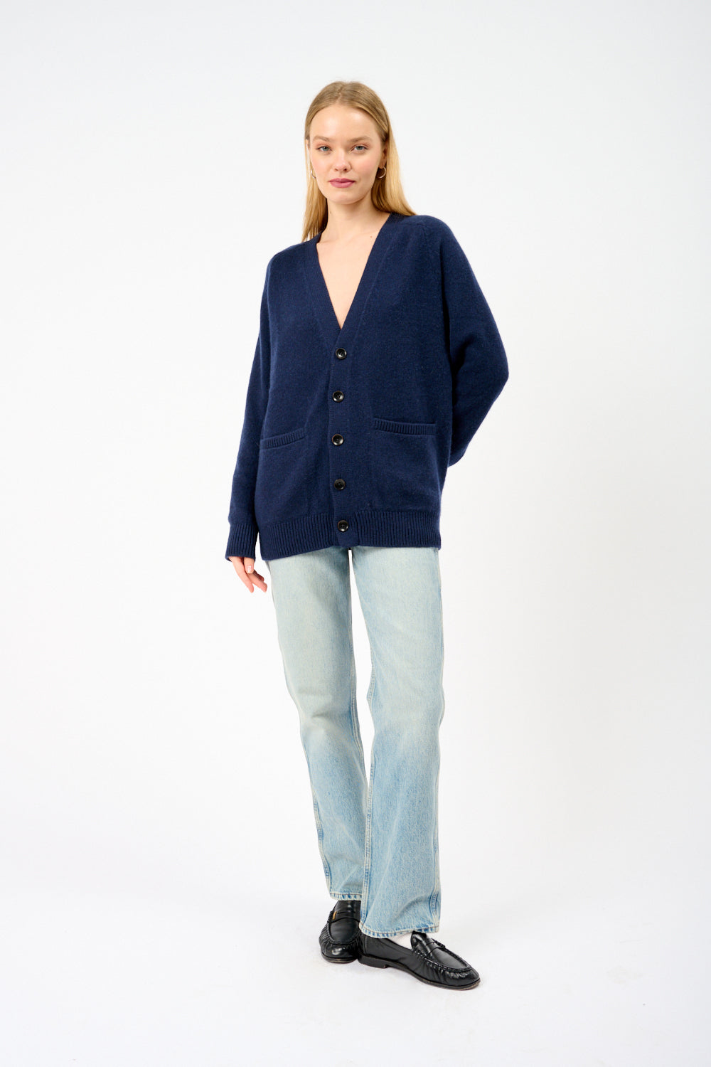 深藍色厚開襟羊毛衫