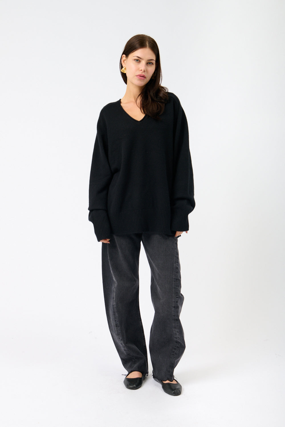 Extreme Cashmere Black Patti V-Neck Sweater - Bessette