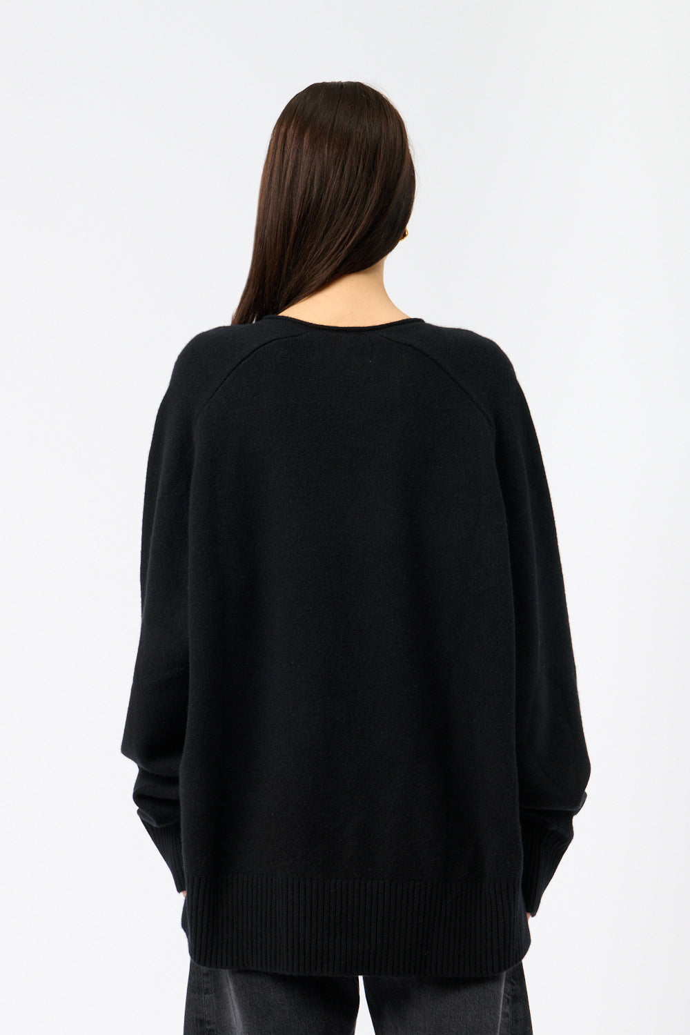 Extreme Cashmere Black Patti V-Neck Sweater - Bessette