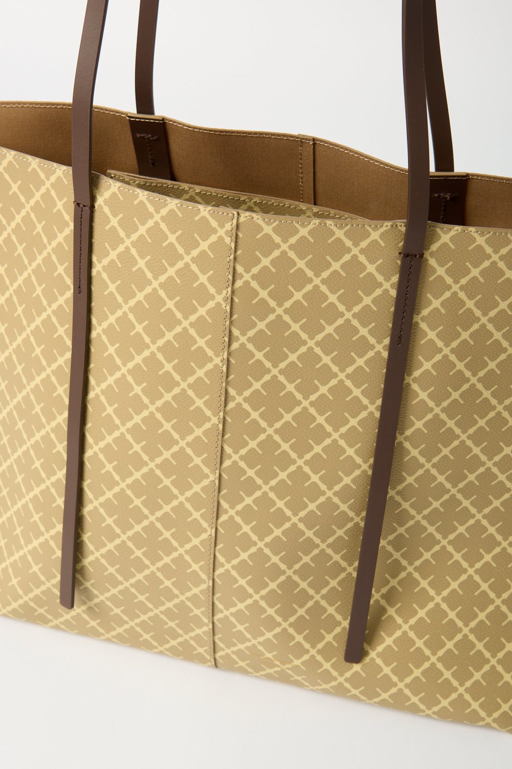By Malene Birger Abi Tote in Incense - Bessette