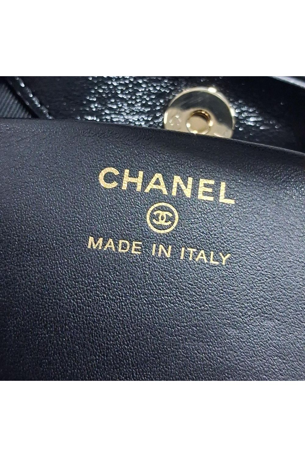 Chanel 31 Nano CC Logo Chain Bag in Black Leather