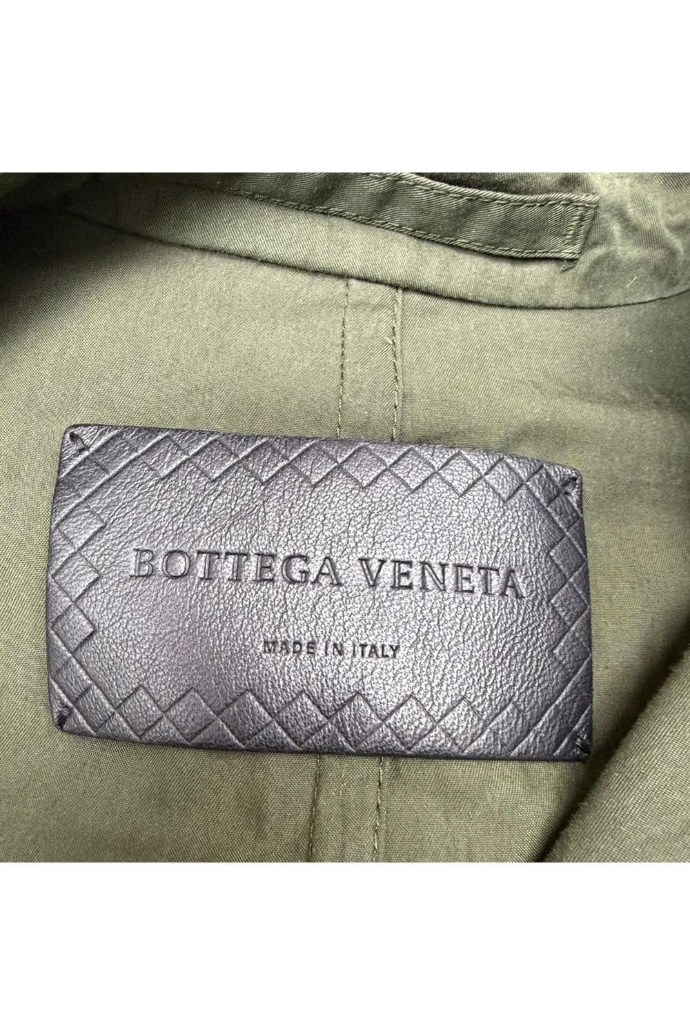 Bottega Veneta Double-Breasted Sleeveless Trench Coat in Olive Cotton