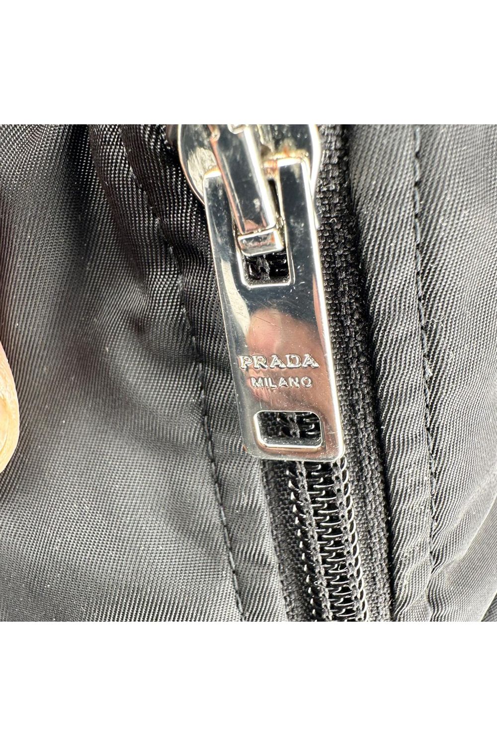 Prada Re-Nylon Cropped Down Jacket in Black Polyamide