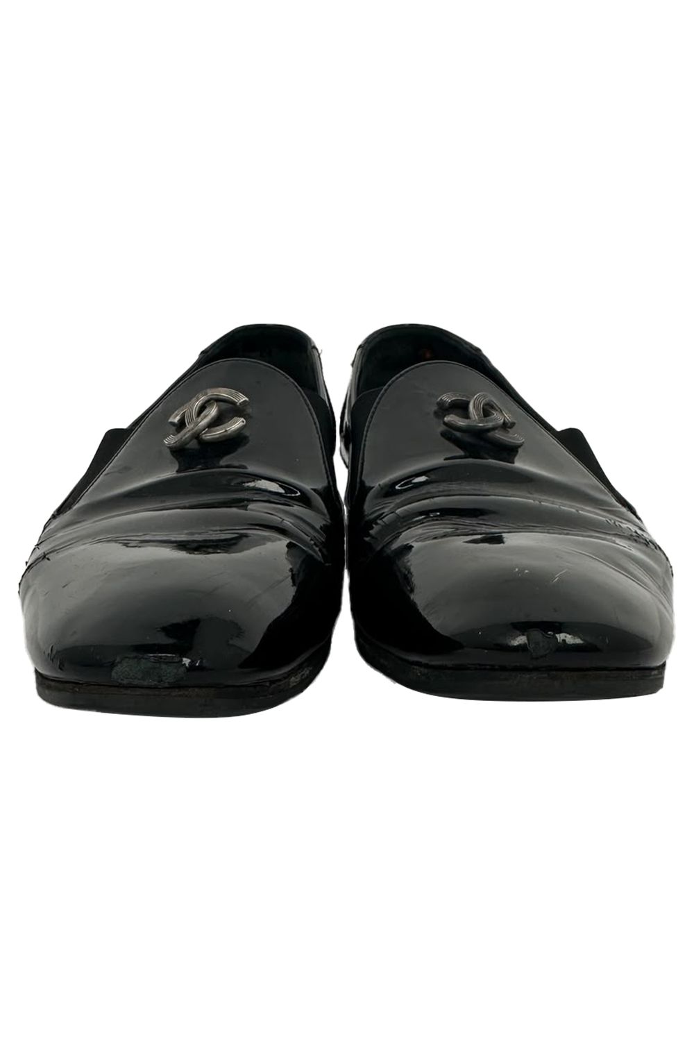 Chanel Interlocking CC Logo Flats in Black Patent Leather